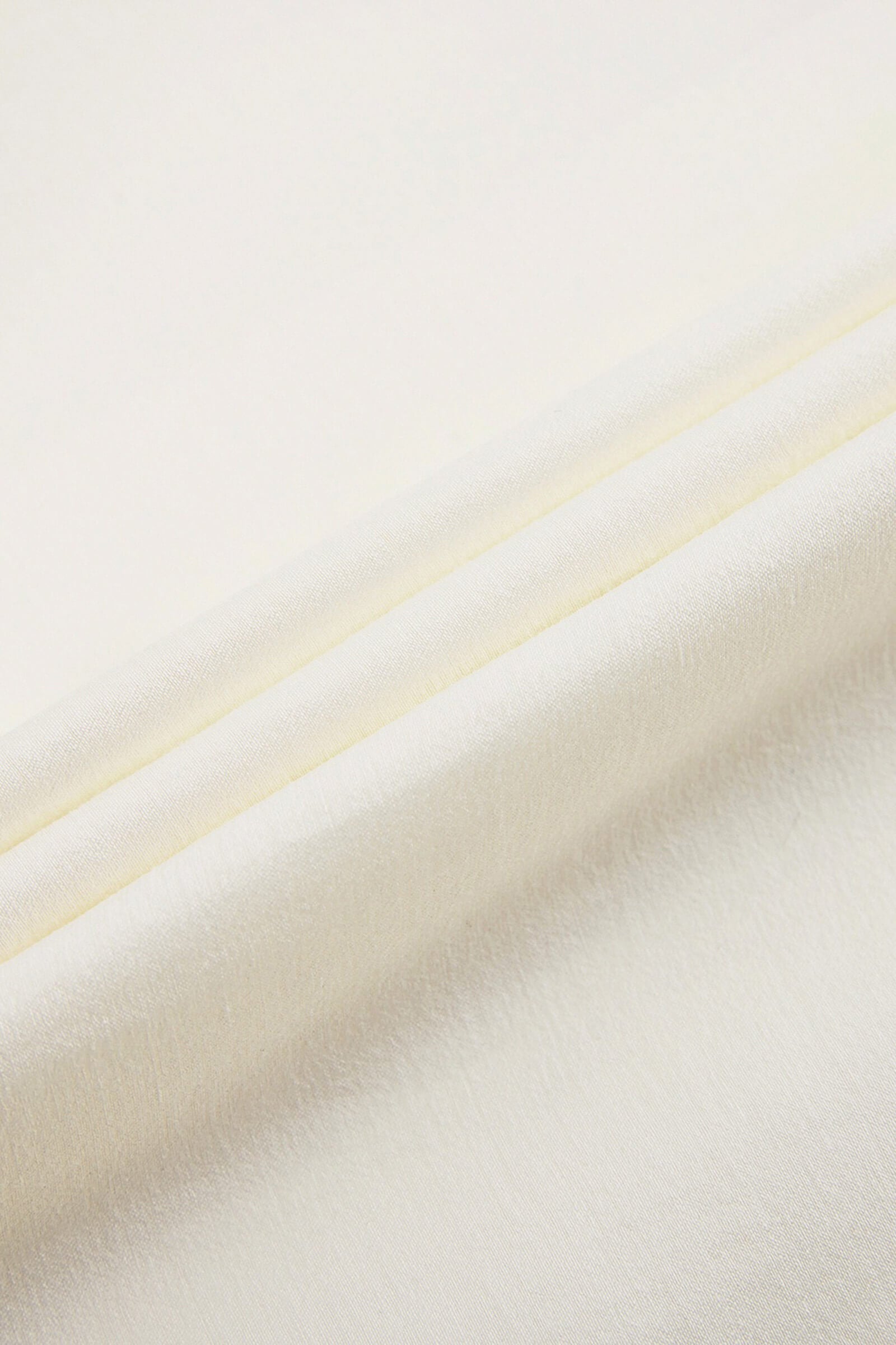#color_Off White