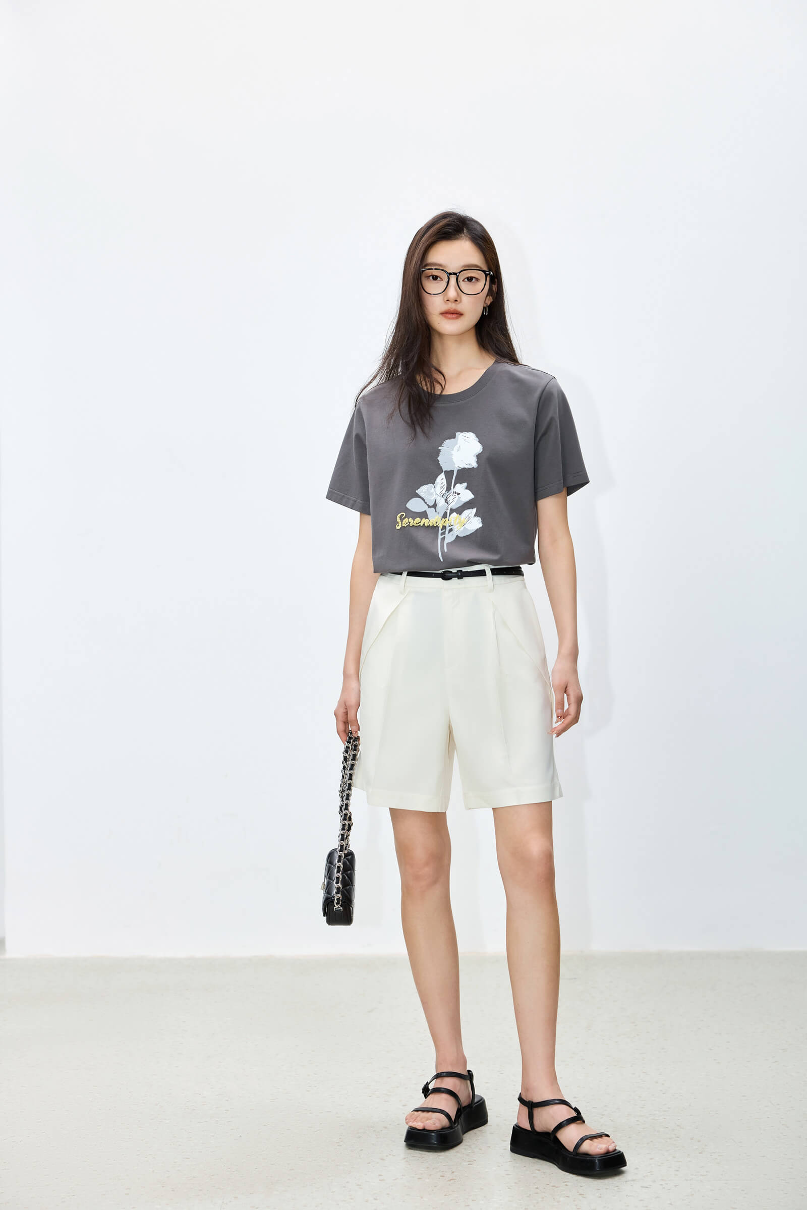 #color_Off White