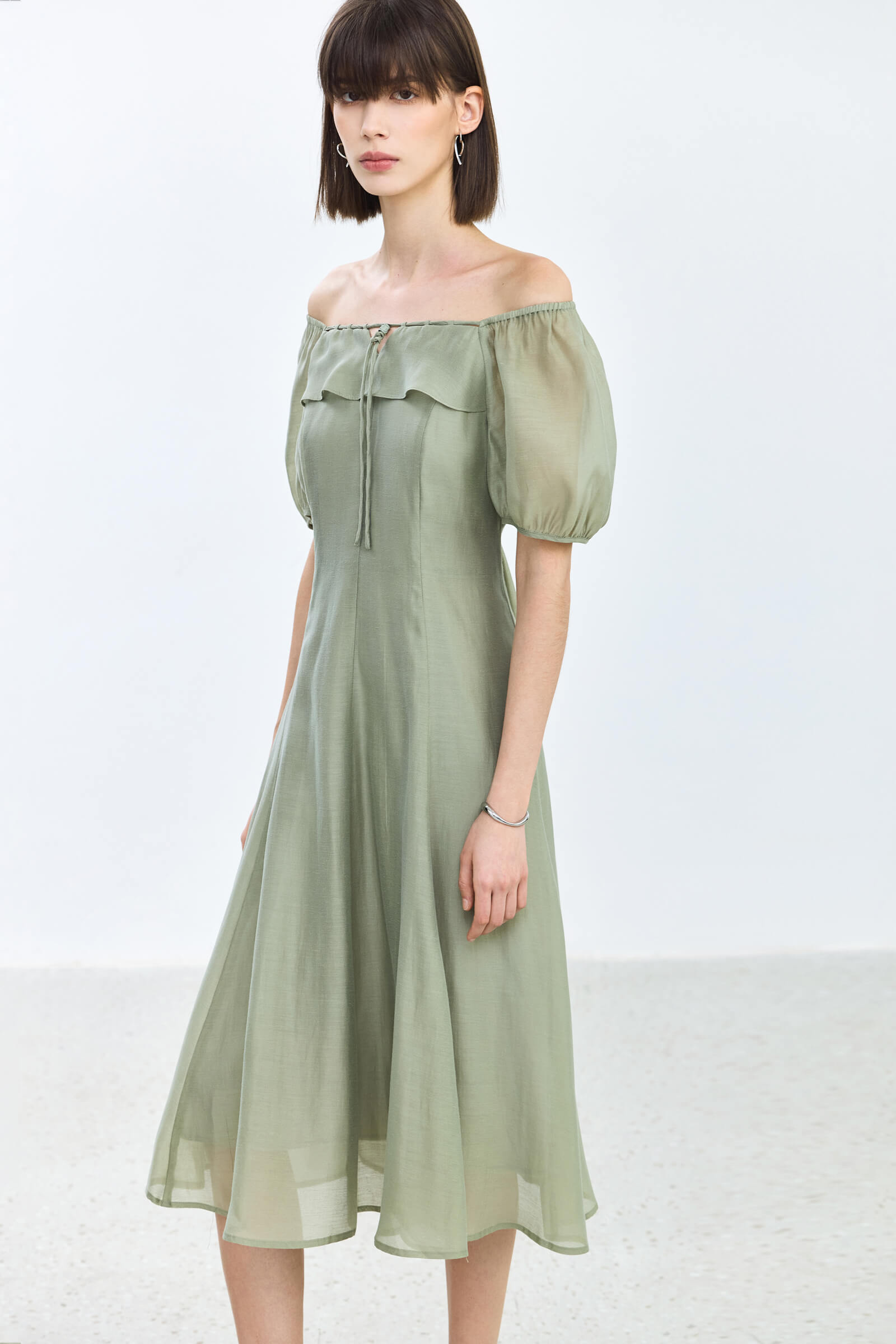 Lily | Women's V-Neck Puff Sleeve Chiffon Blouse Short Sleeve main image 0