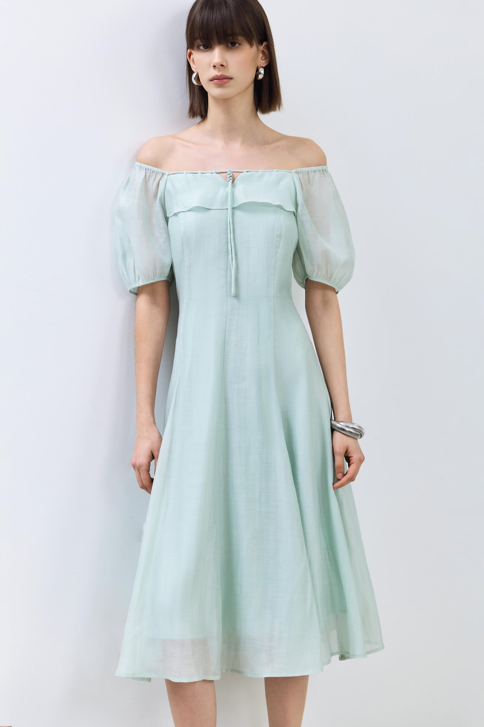 #color_Pale Green