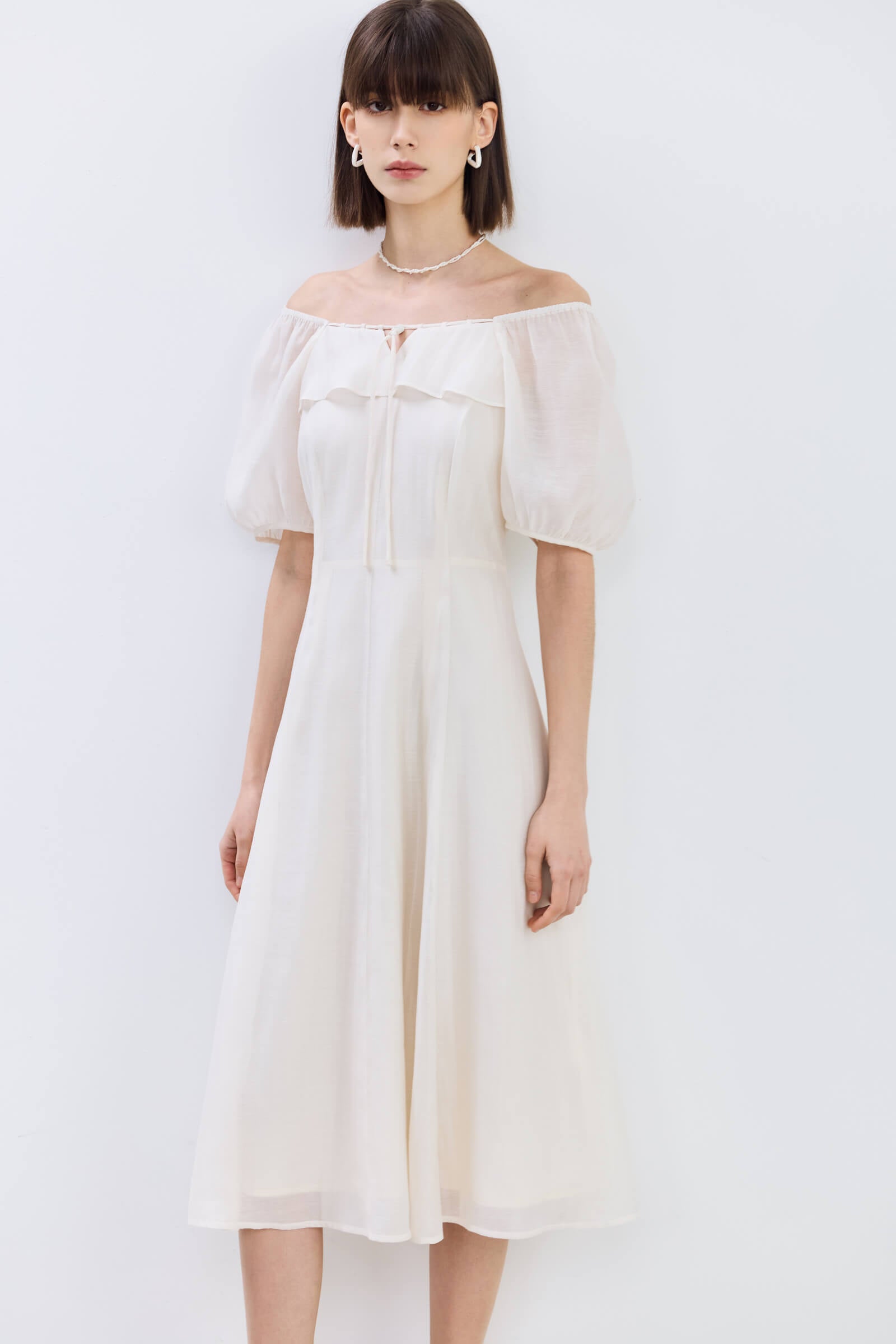 #color_Off White