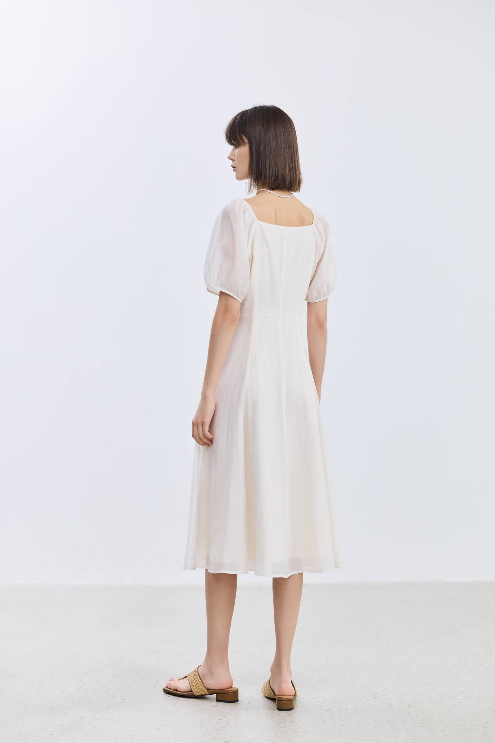 #color_Off White