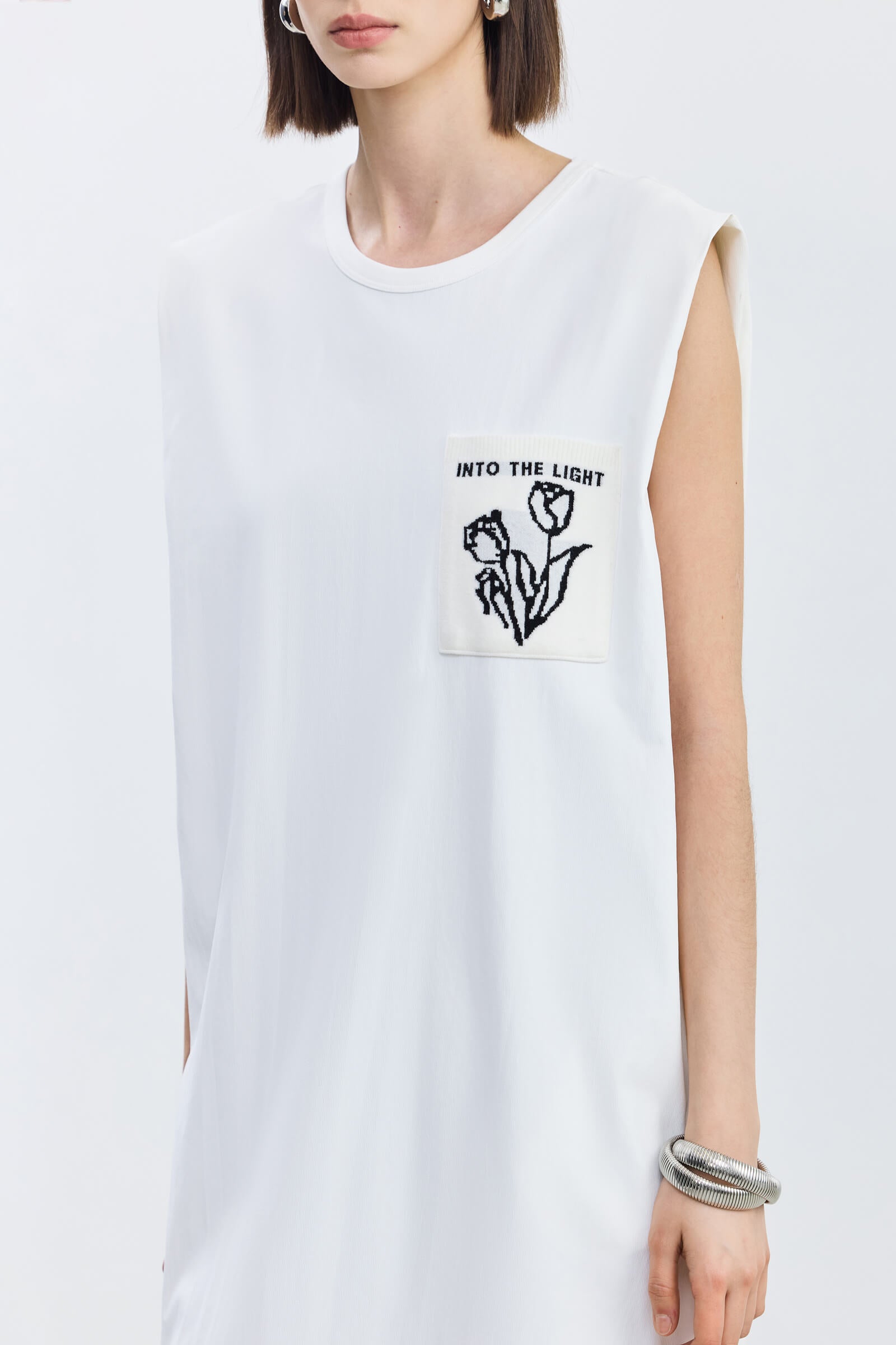 #color_Off White