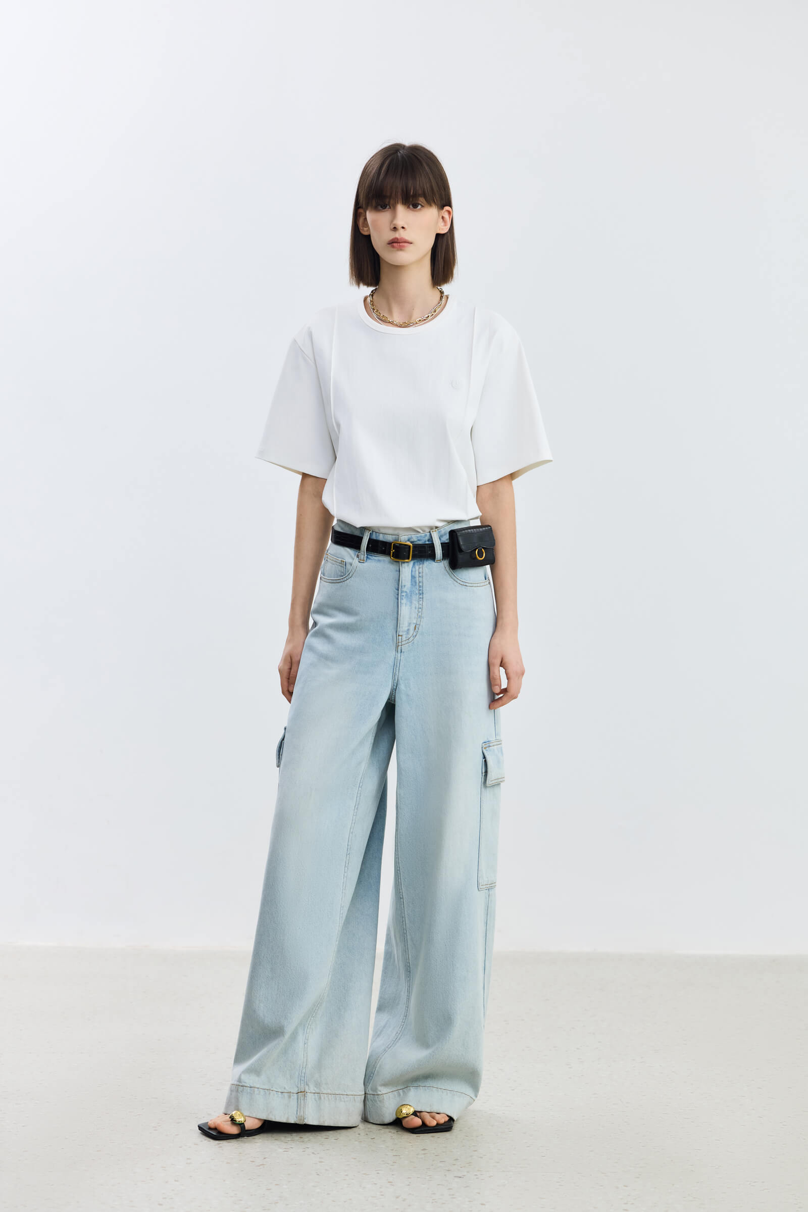 #color_Off White