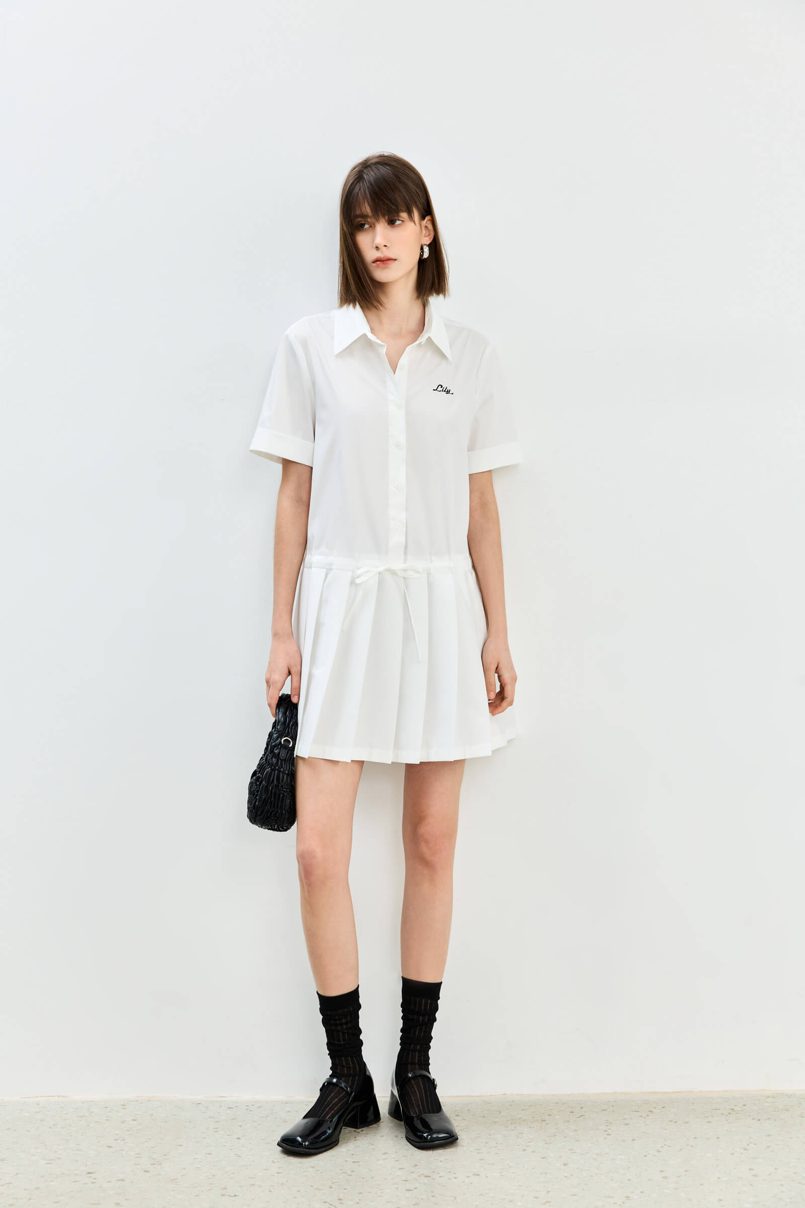 #color_Off White