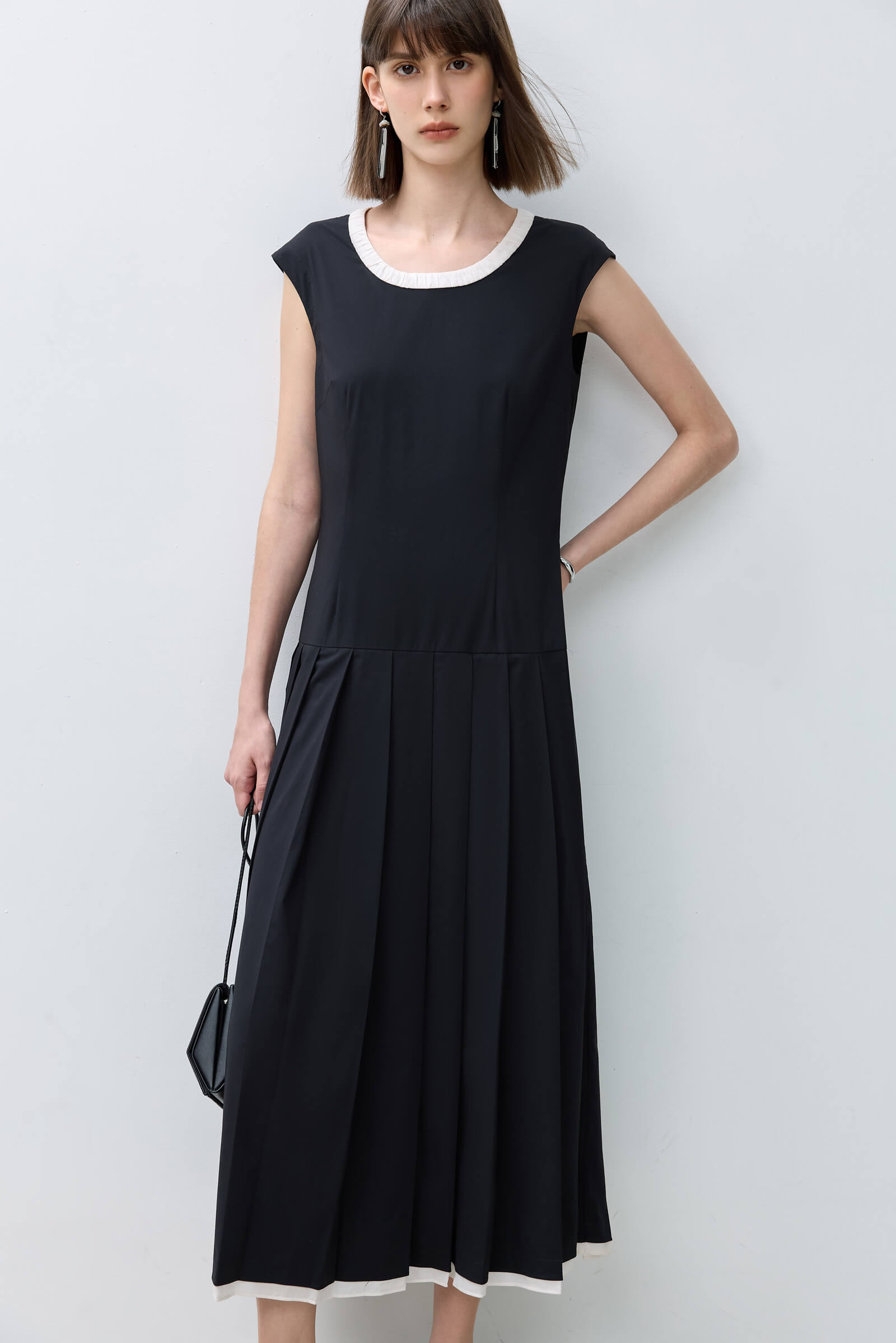 #color_Black