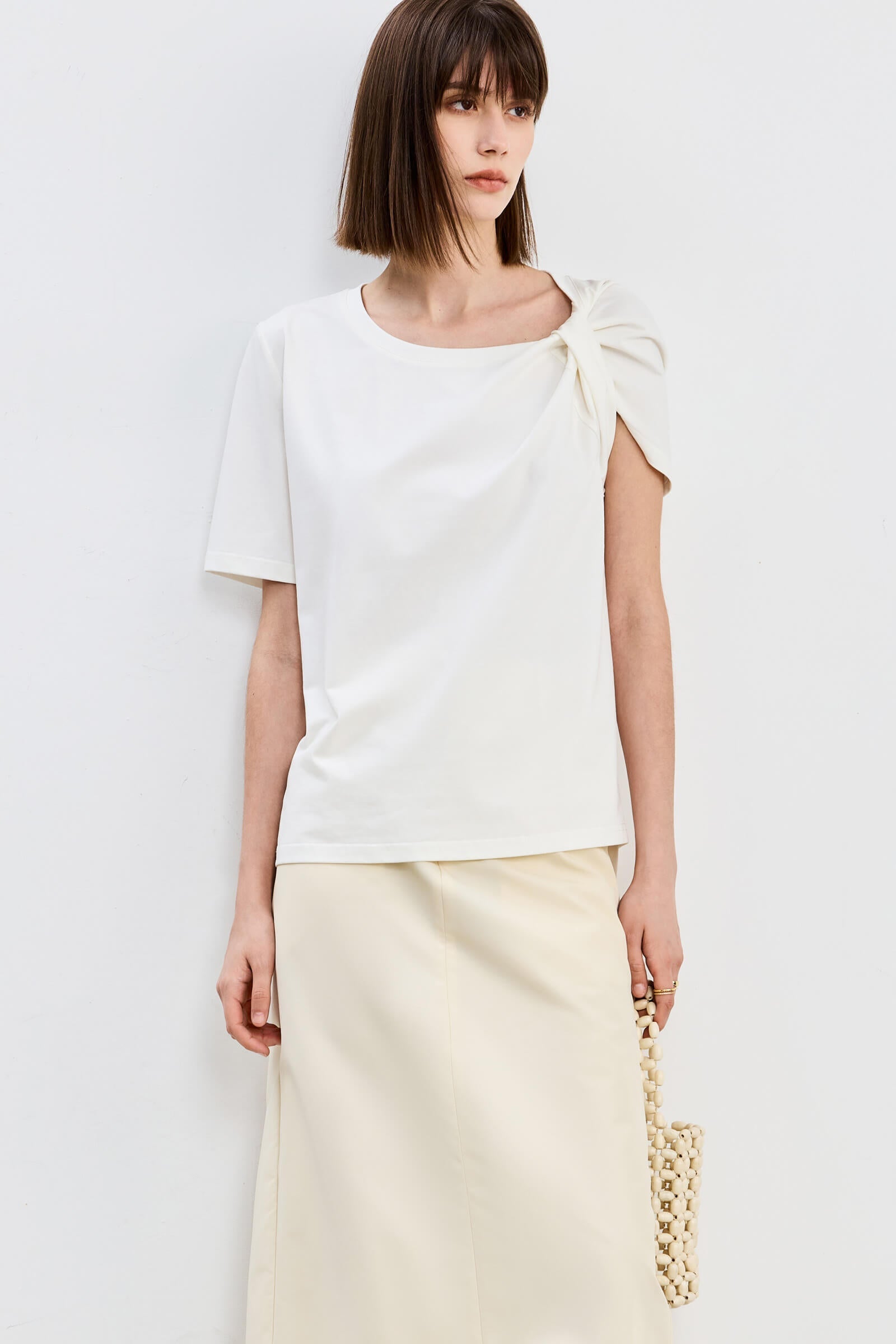 #color_Off White