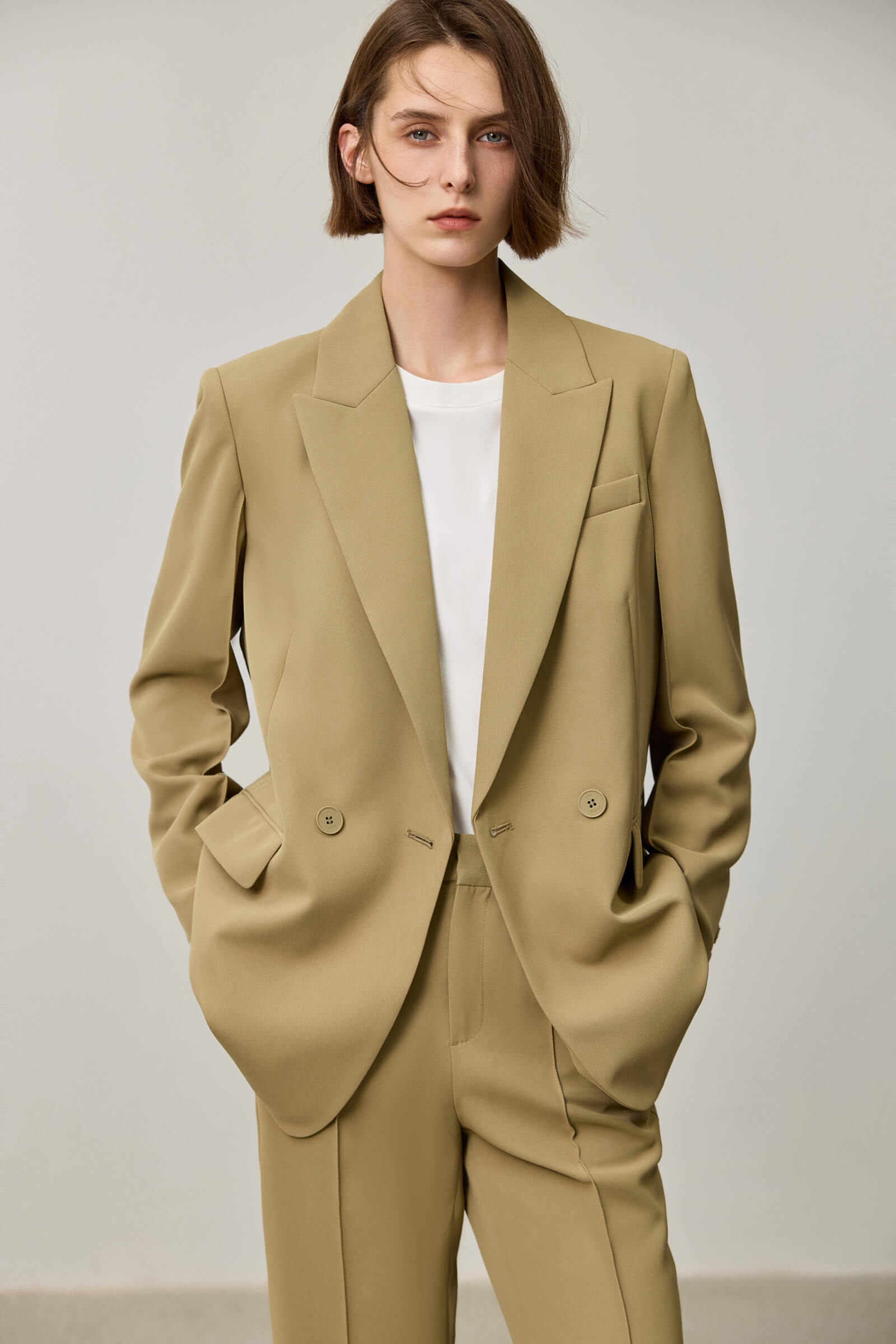 #color_Gray Khaki