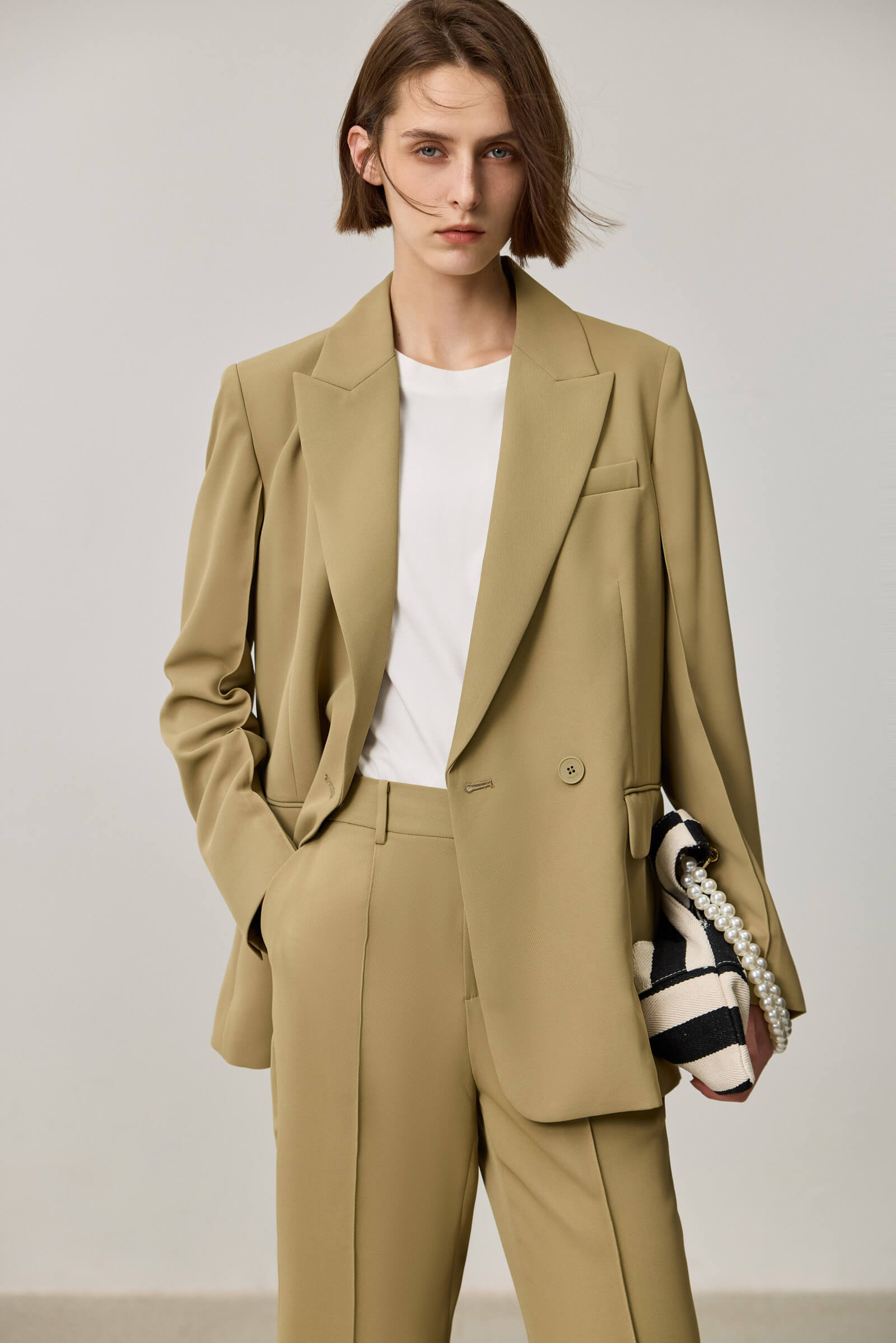 #color_Gray Khaki