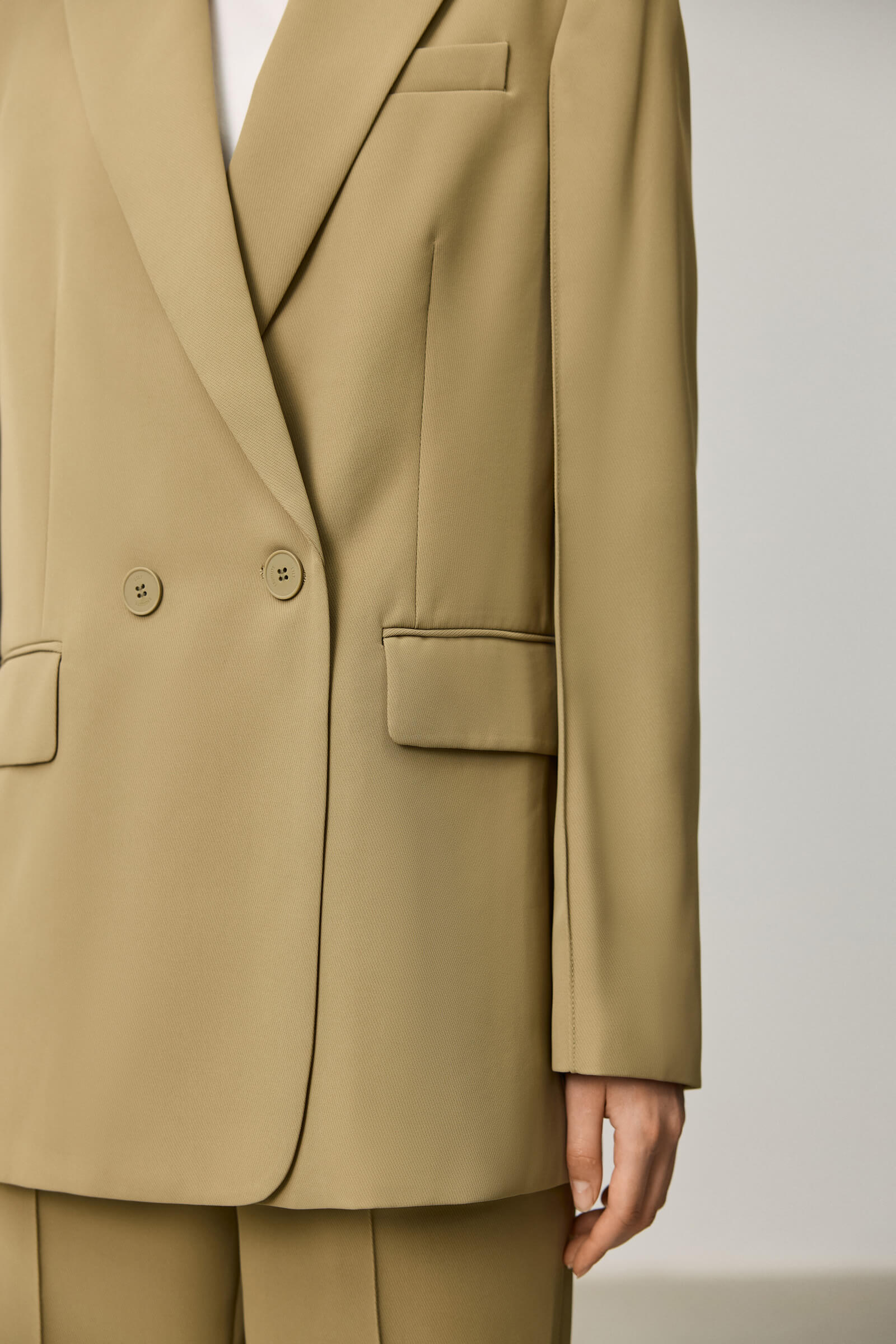 #color_Gray Khaki