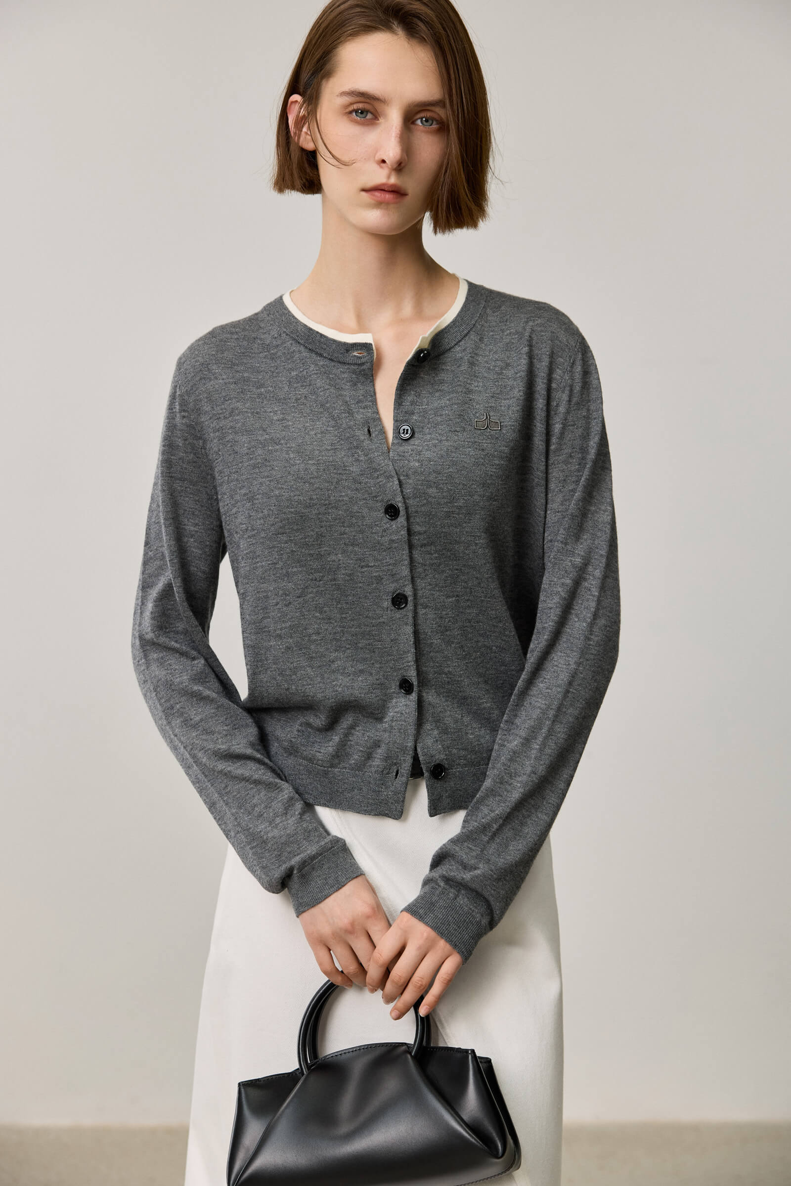 #color_Gray
