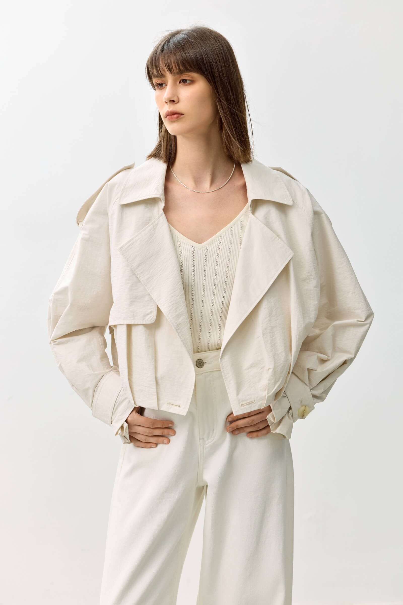 #color_Off White