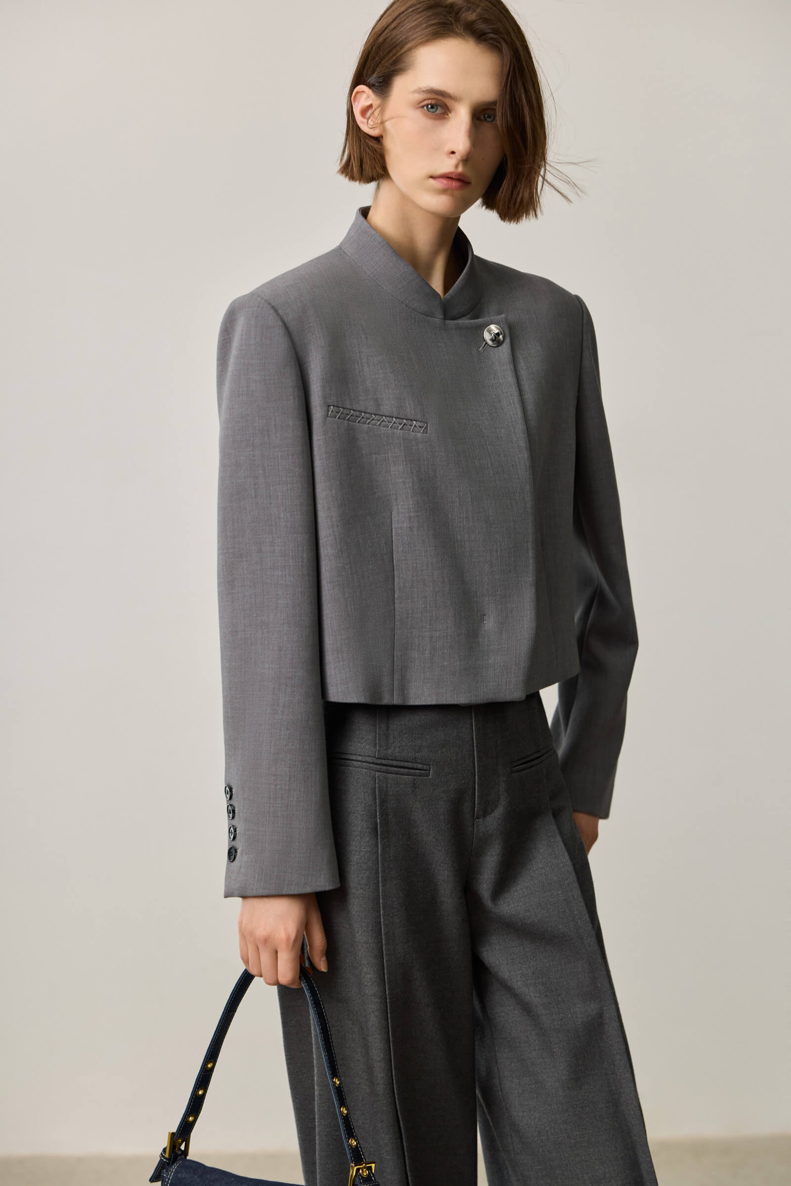 #color_Gray