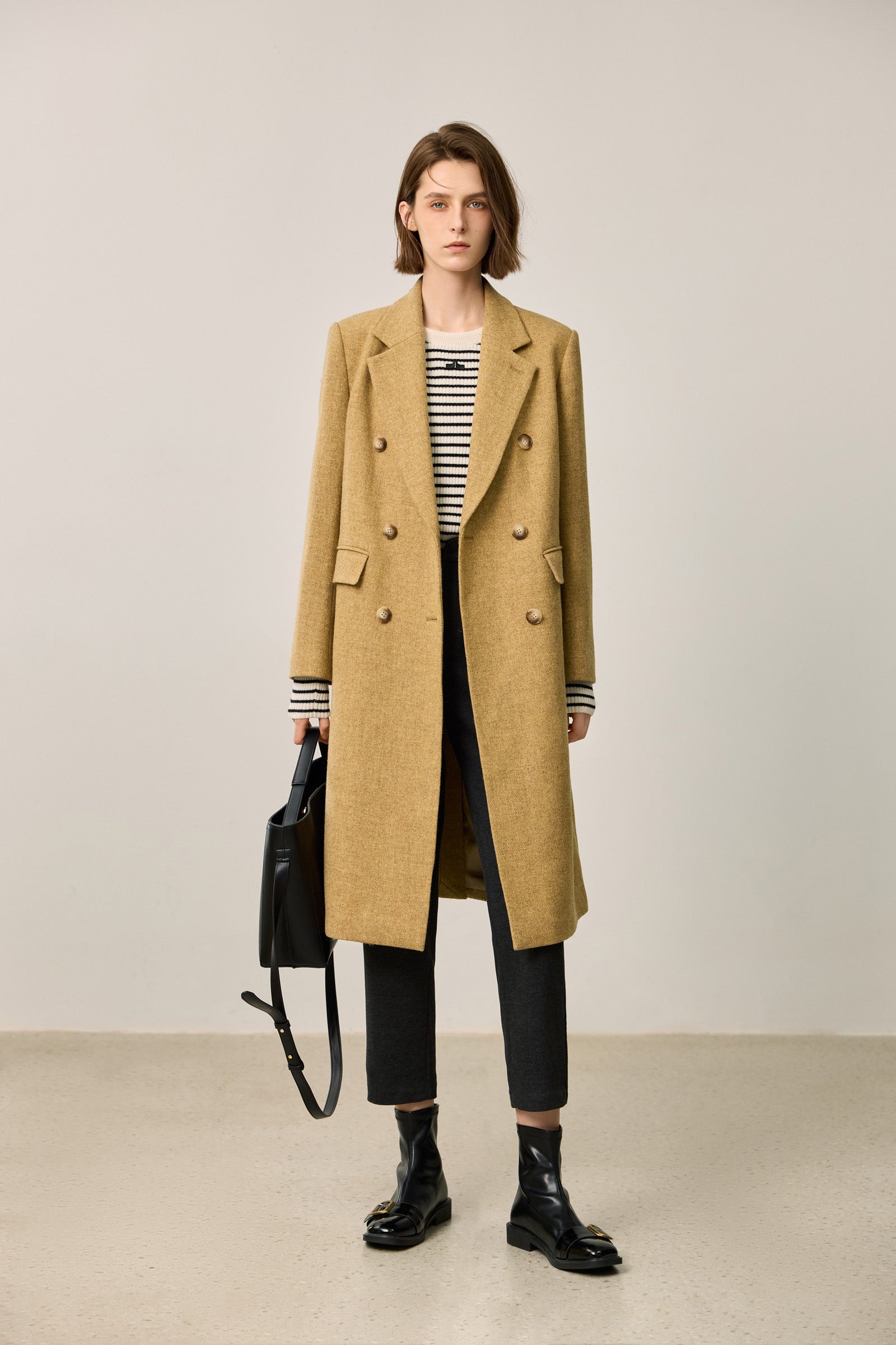【新品】UND SHADOW FLOWER WOOL COAT Wool blend coat Black / Gray For Women | Maje
