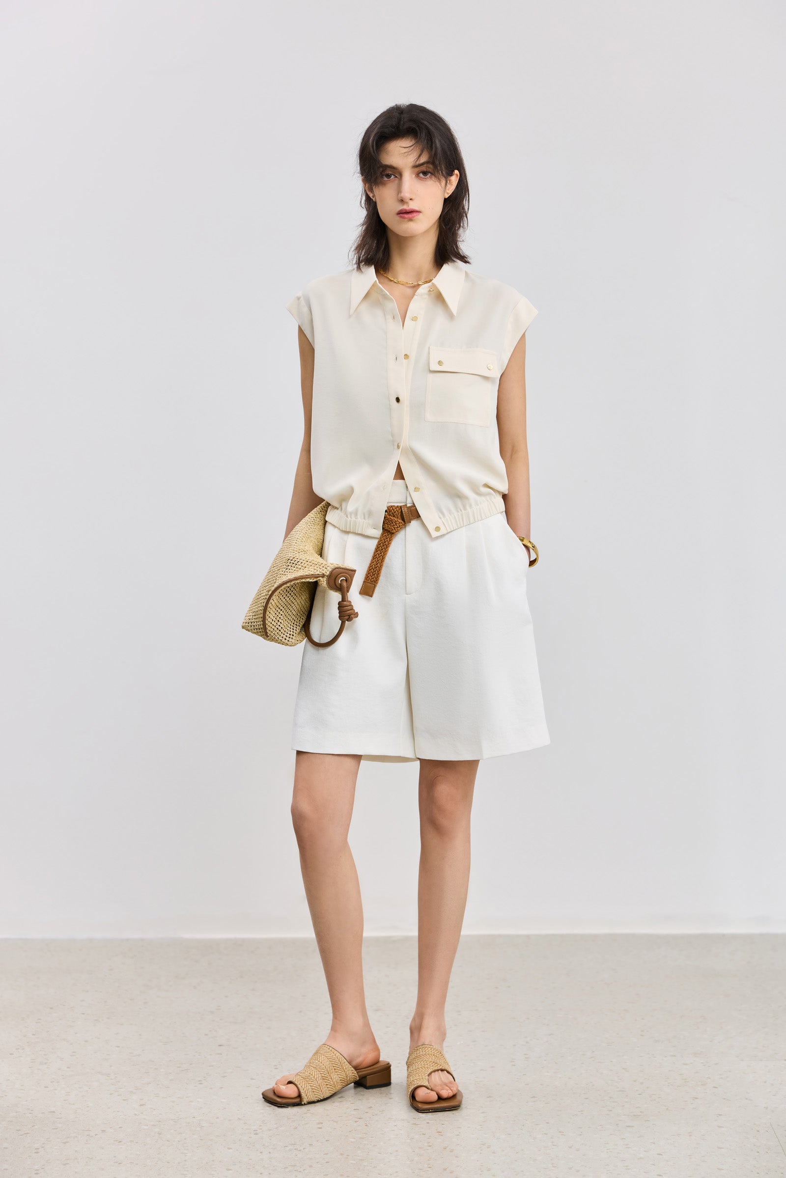 #color_Off White