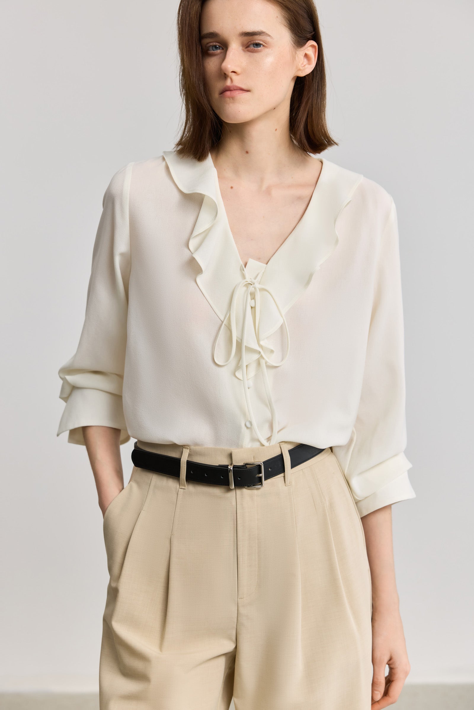 #color_Off White