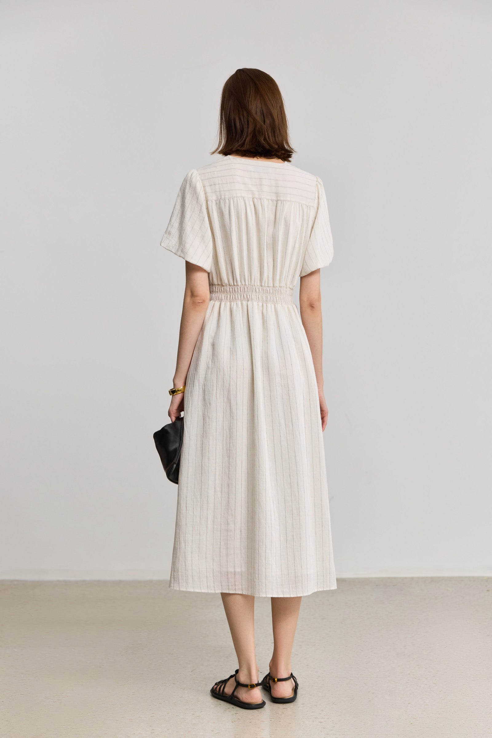 #color_Off White