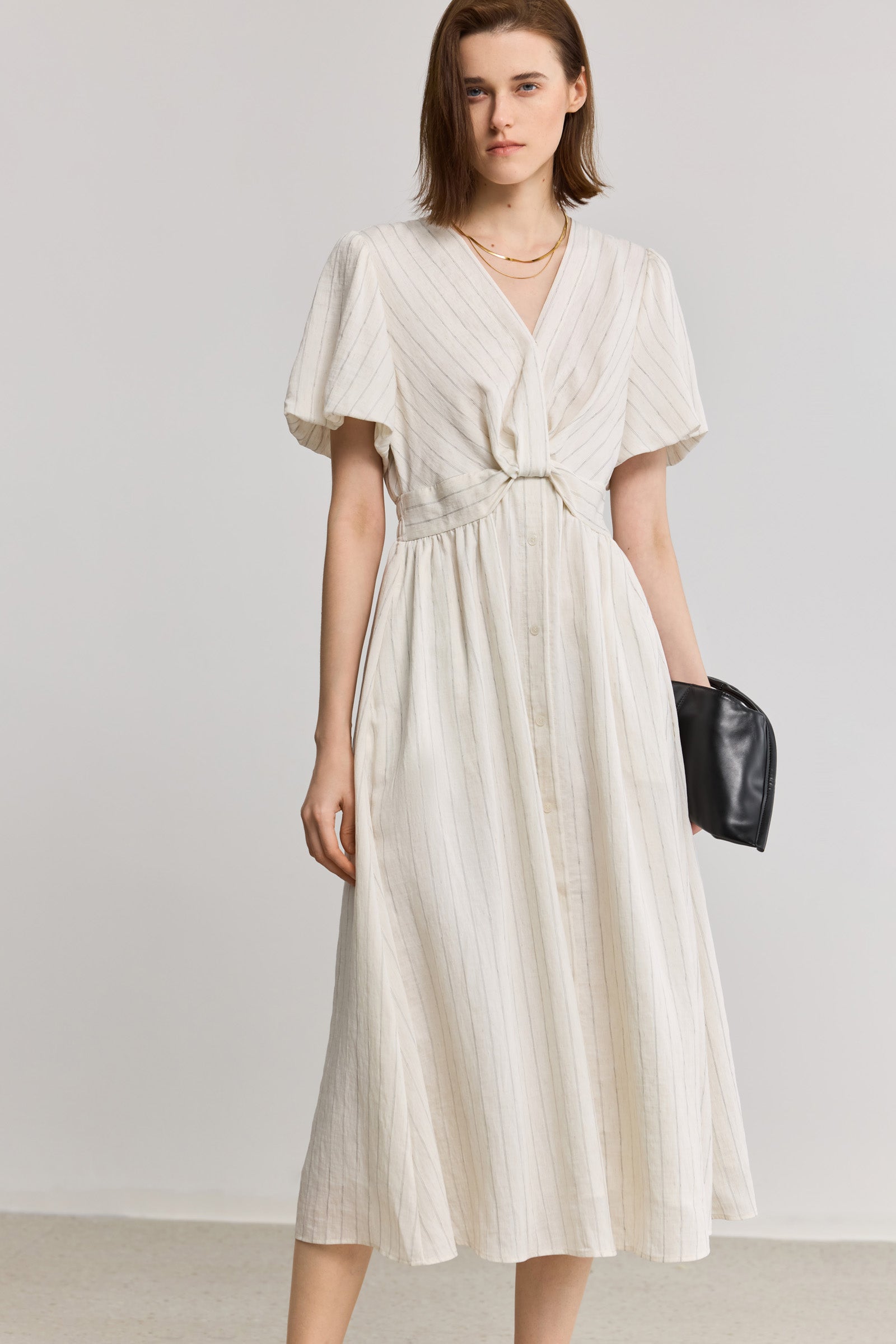 #color_Off White