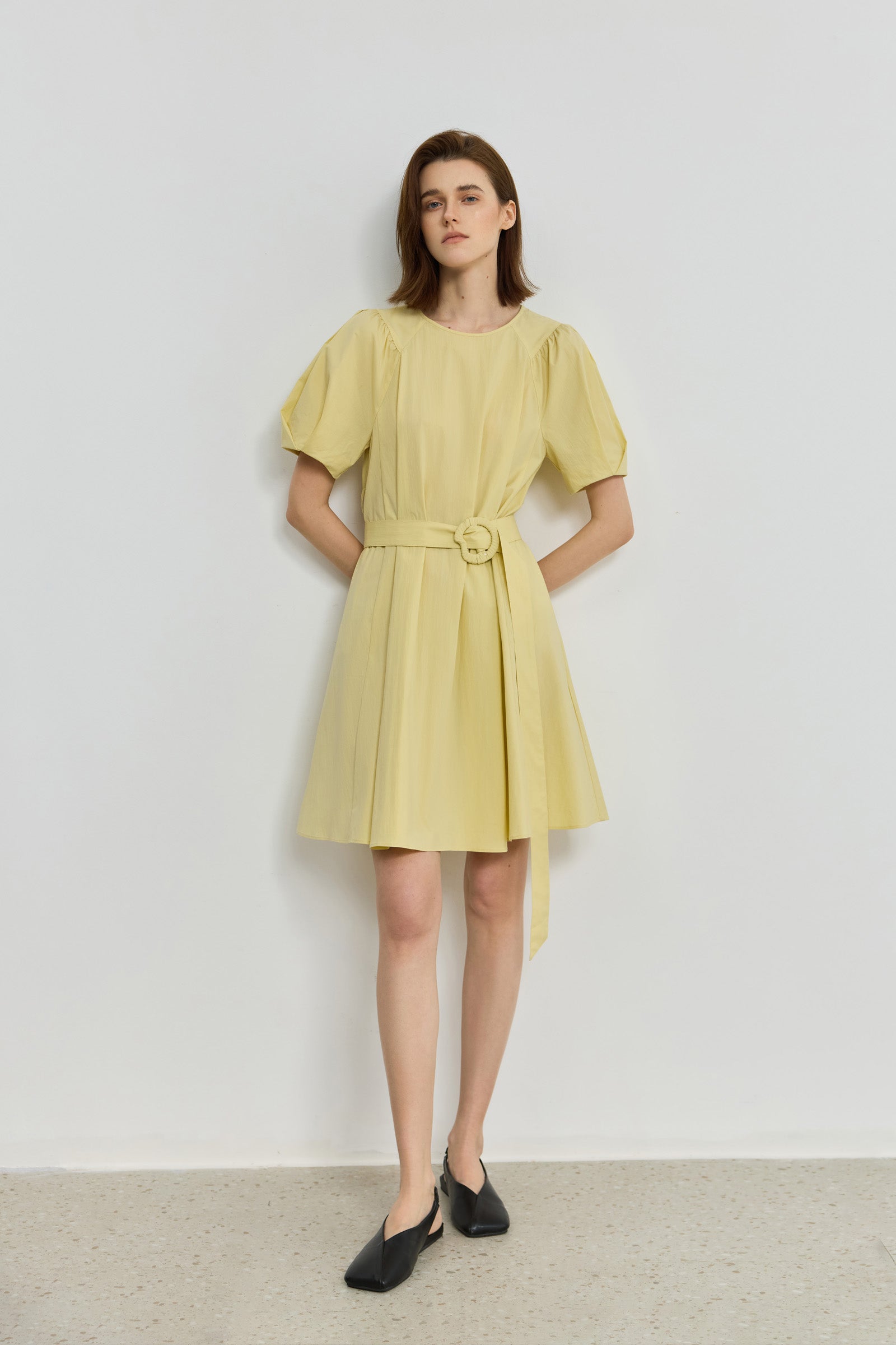 #color_Pale Yellow