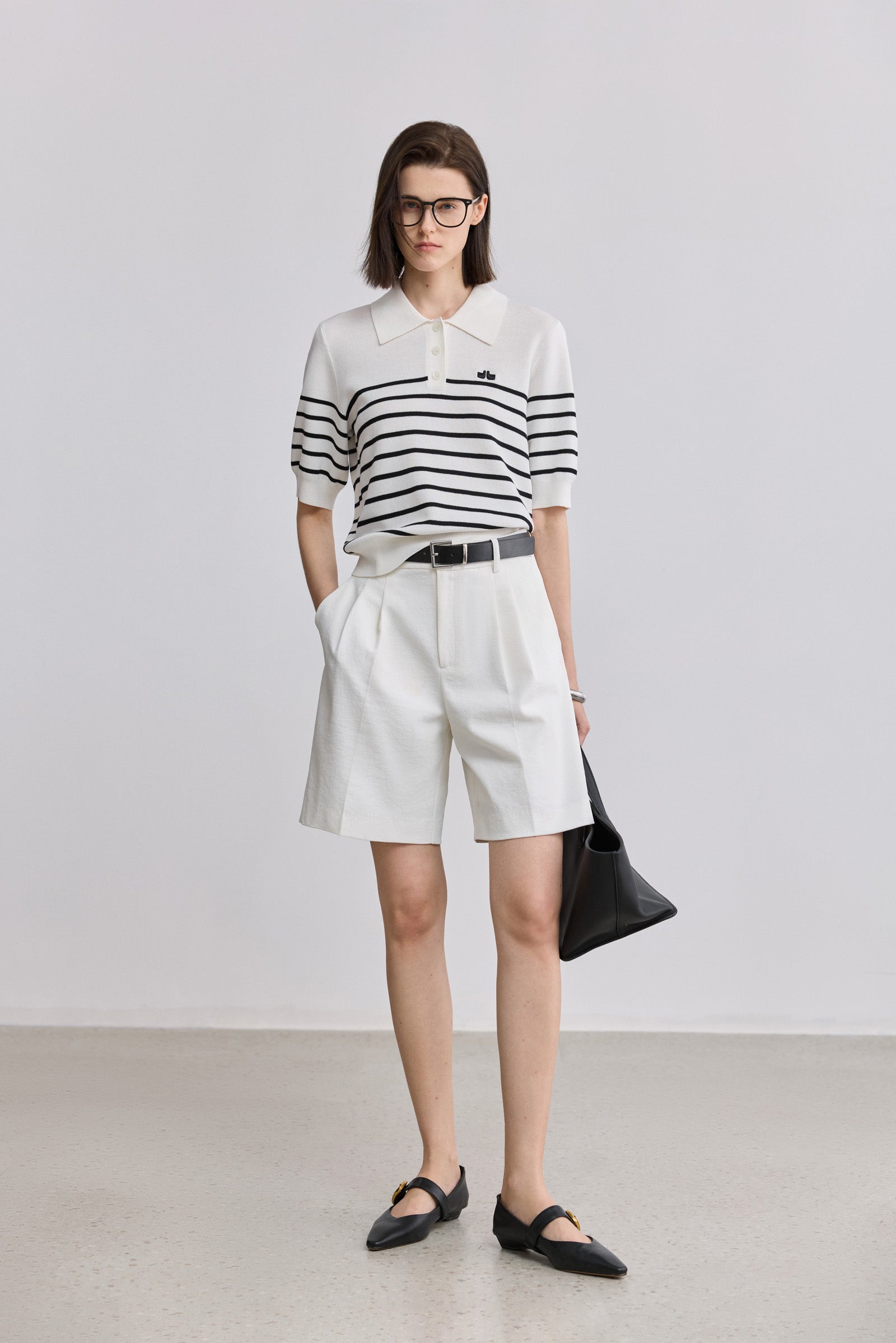 #color_Off White