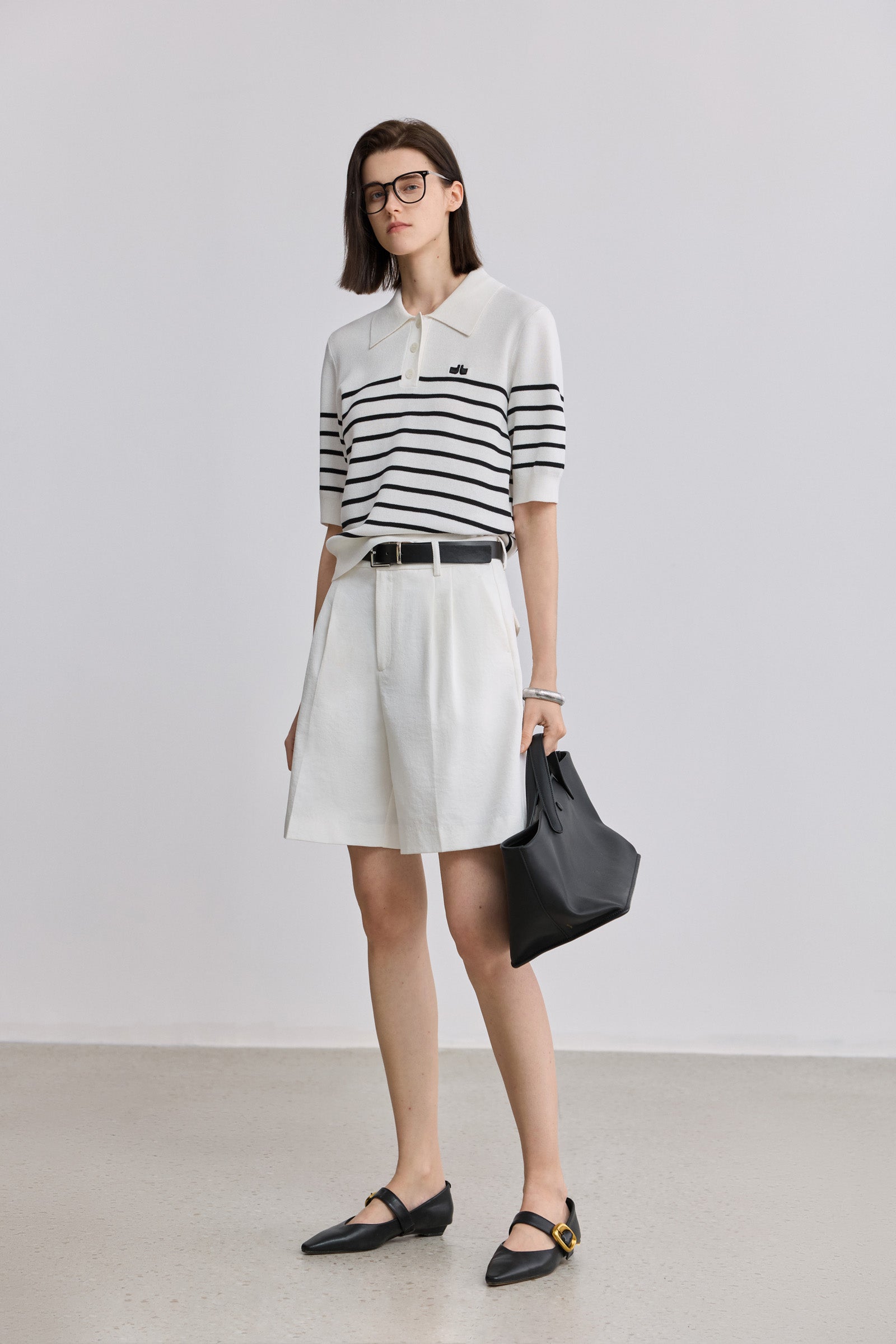 #color_Off White