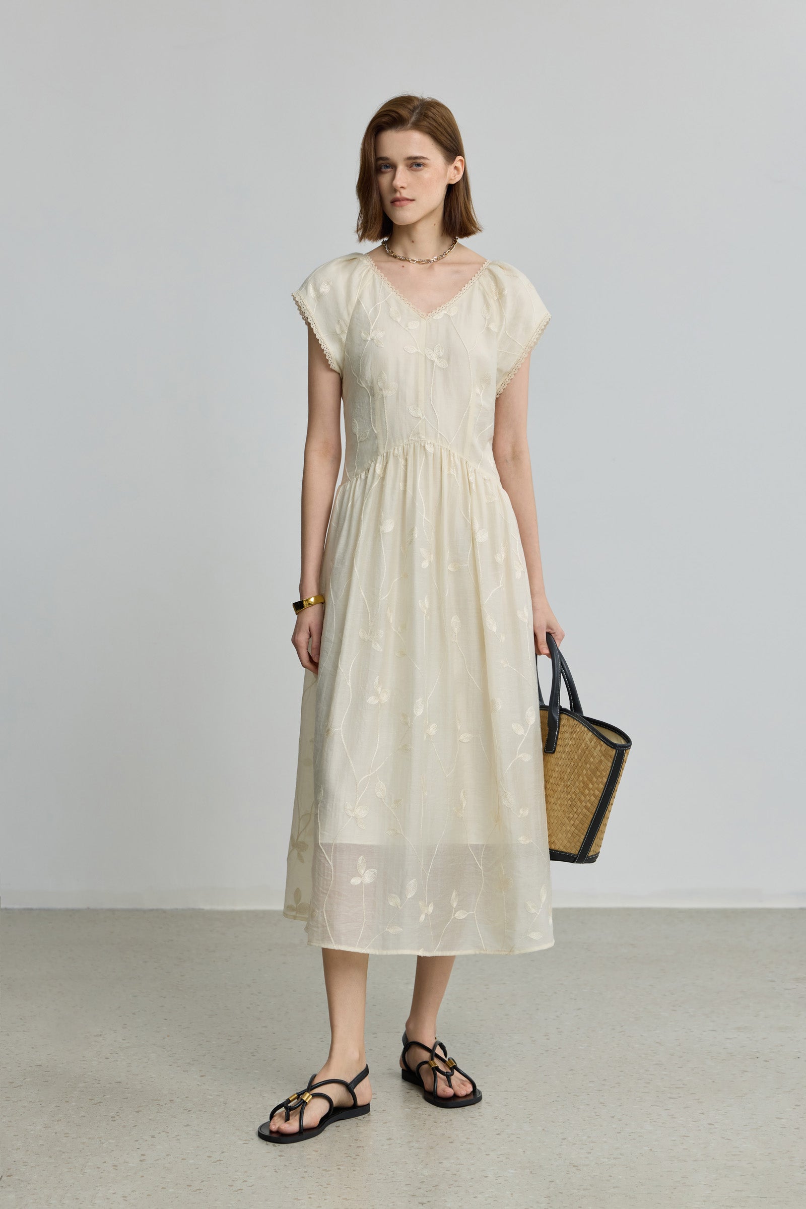#color_Off White