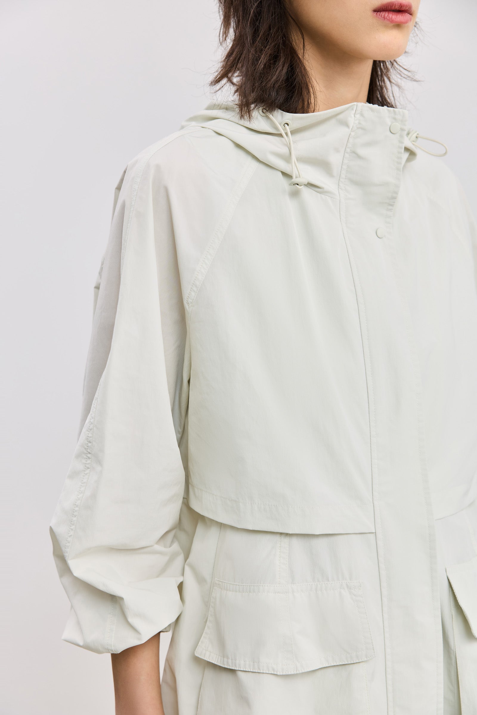 #color_Pale Green