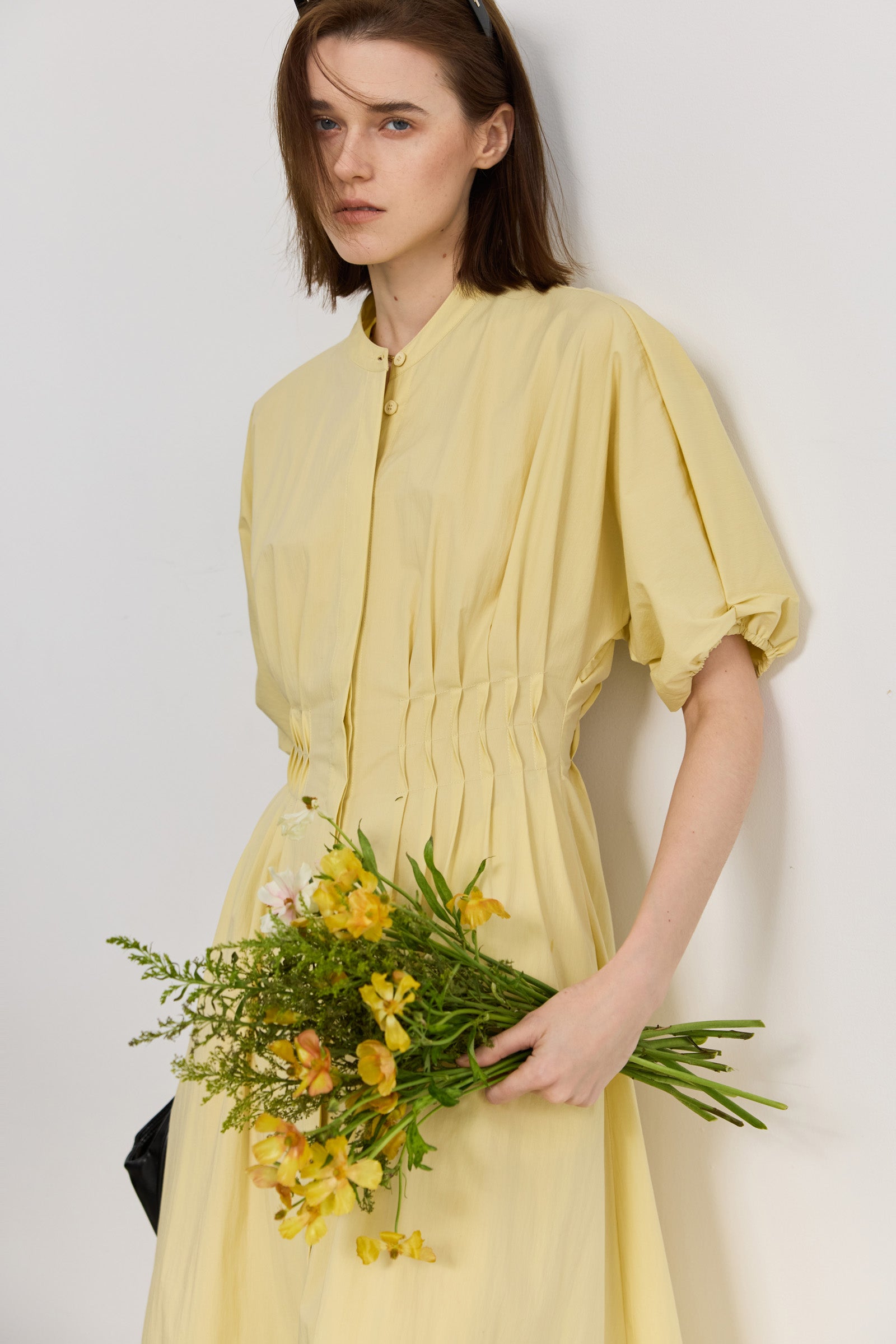 #color_Pale Yellow