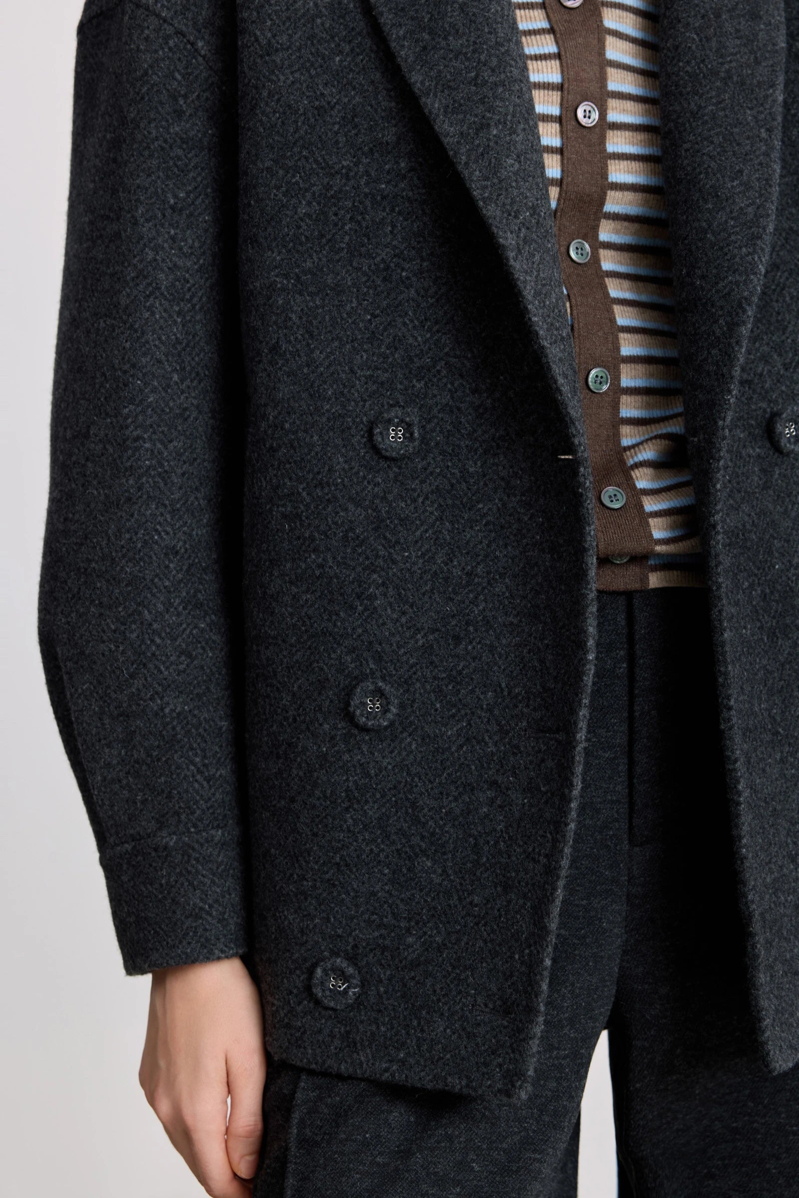 #color_Dark Gray