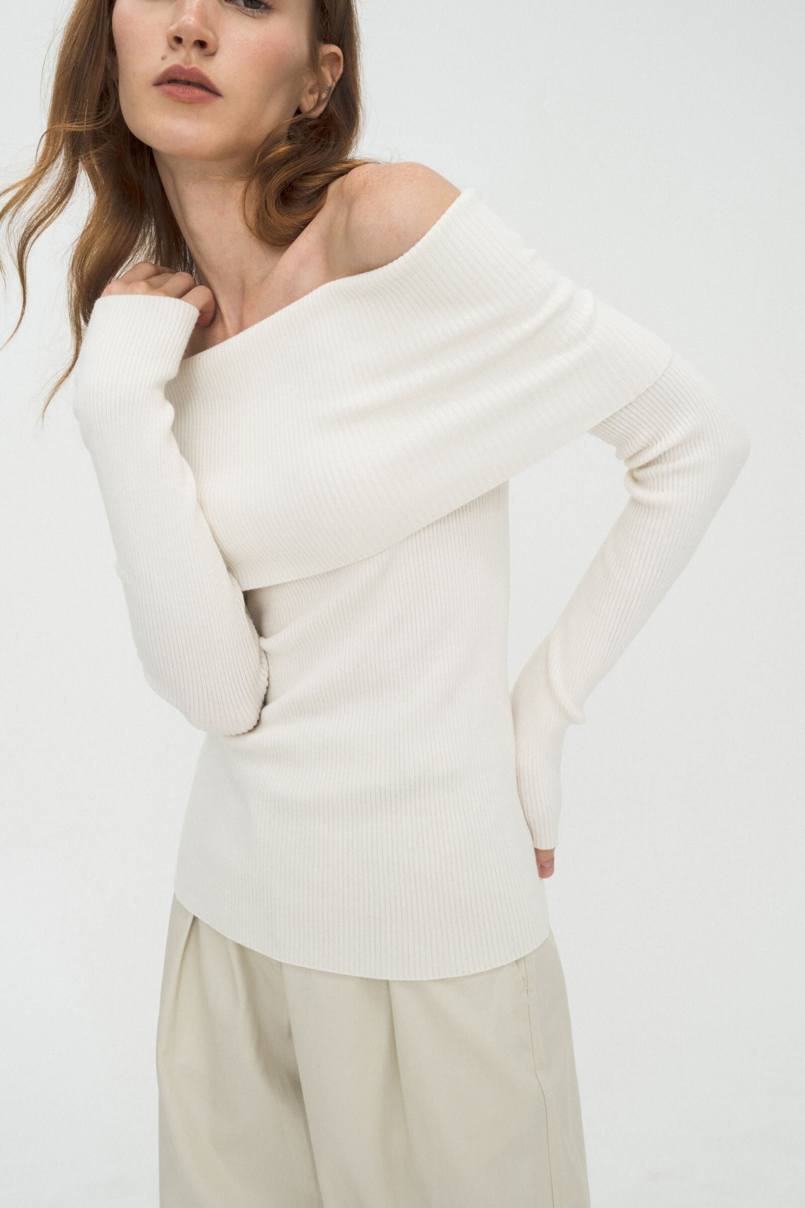 #color_Ivory
