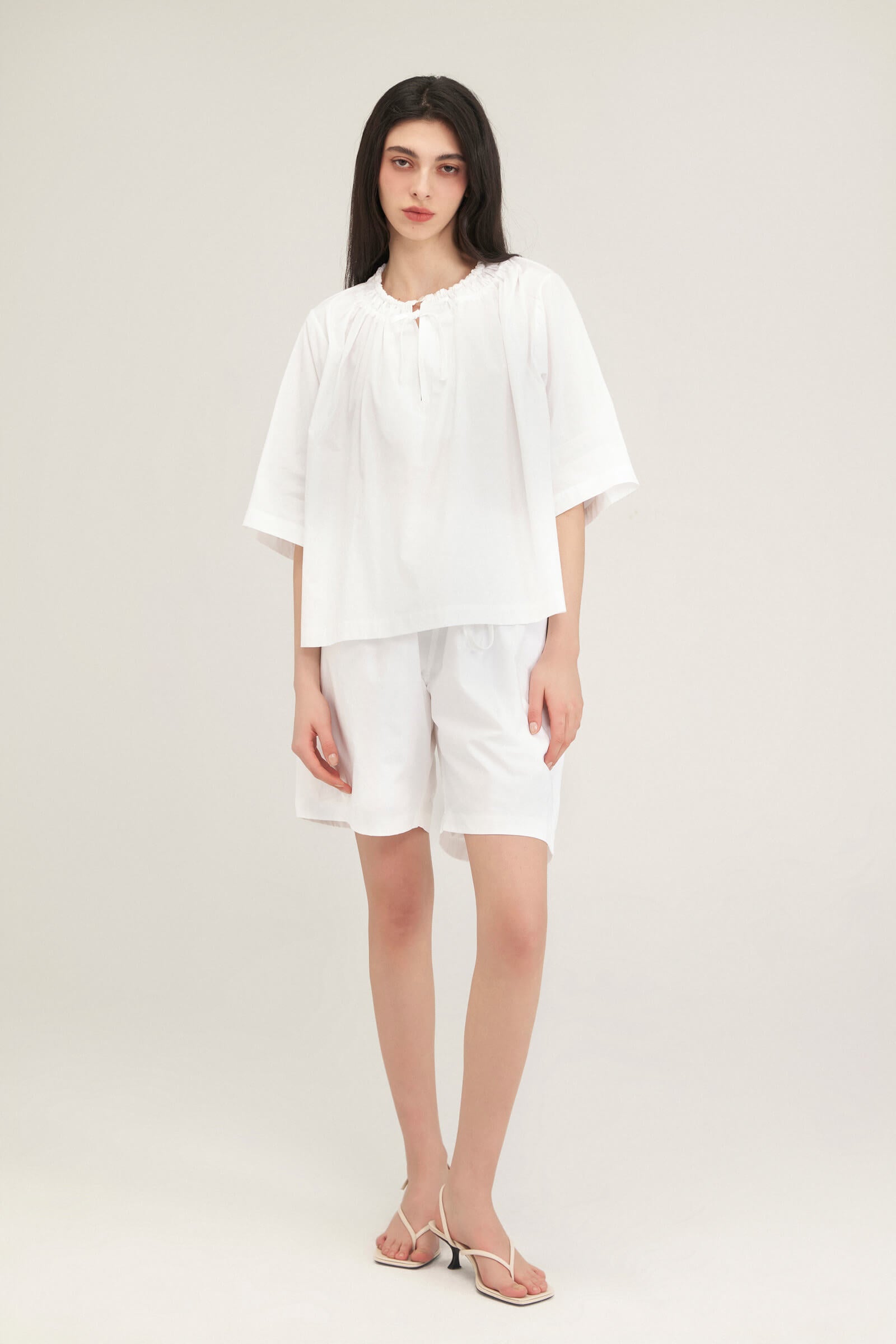 #color_White