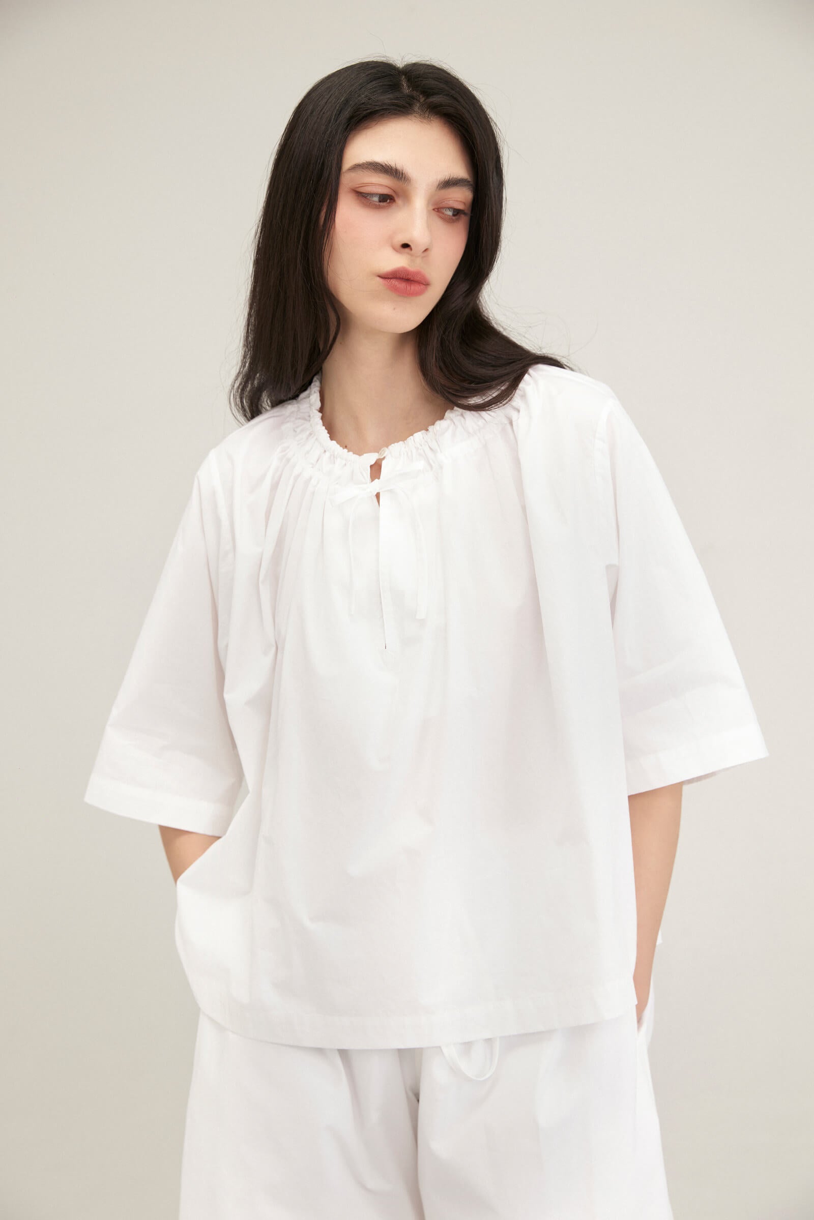 #color_White