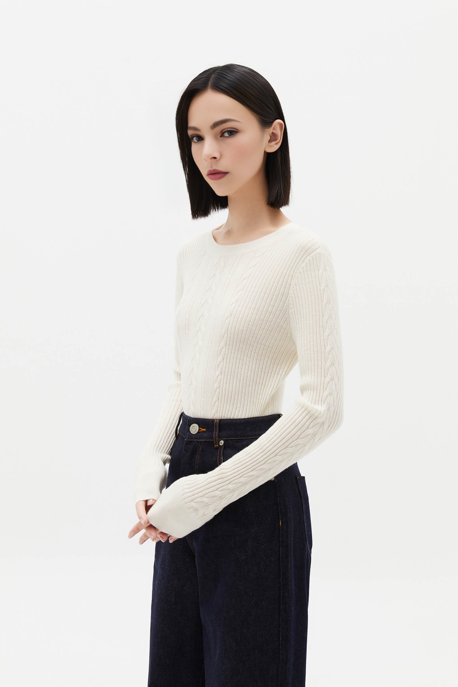 #color_Off White