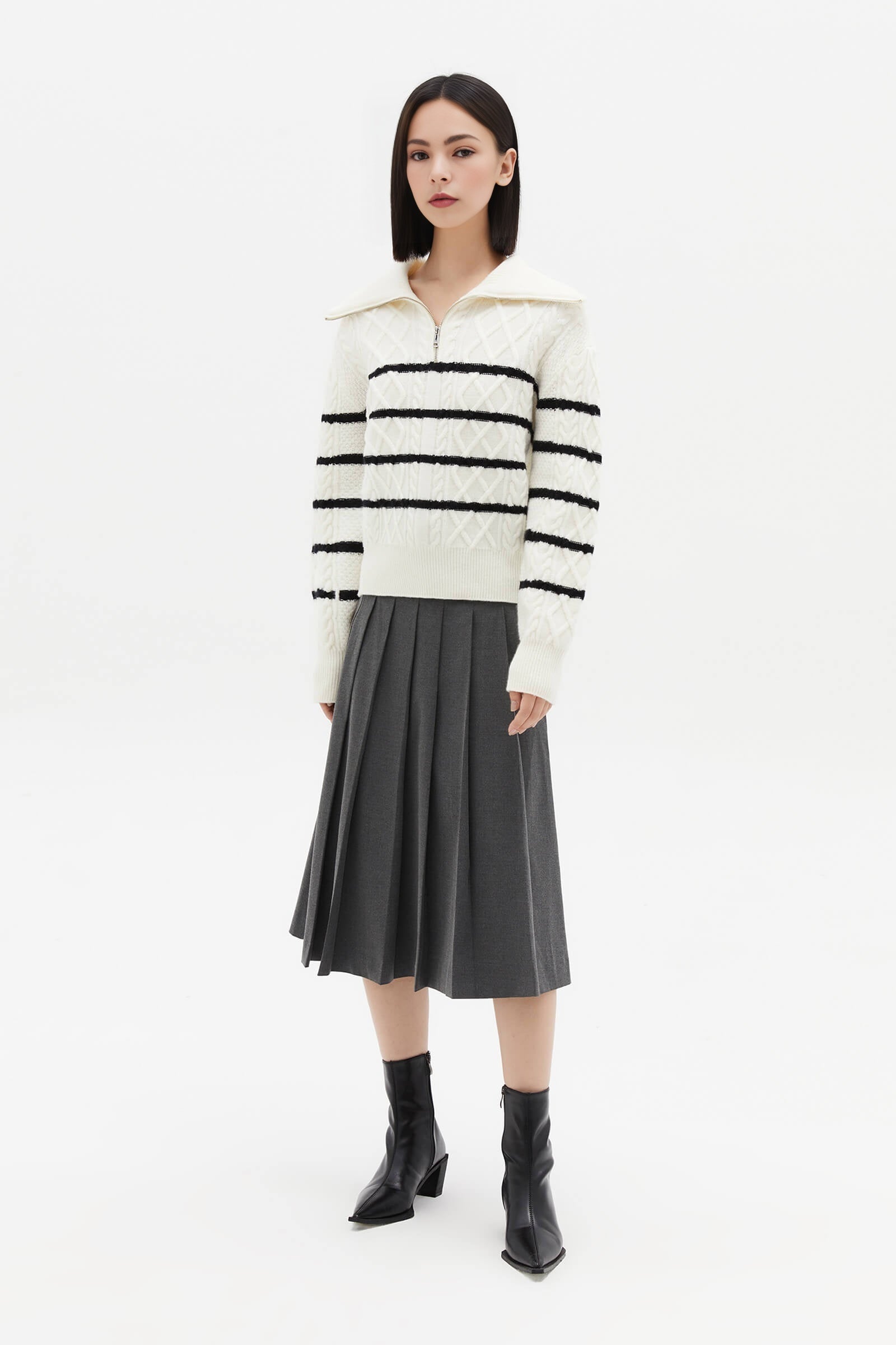 #color_Off White