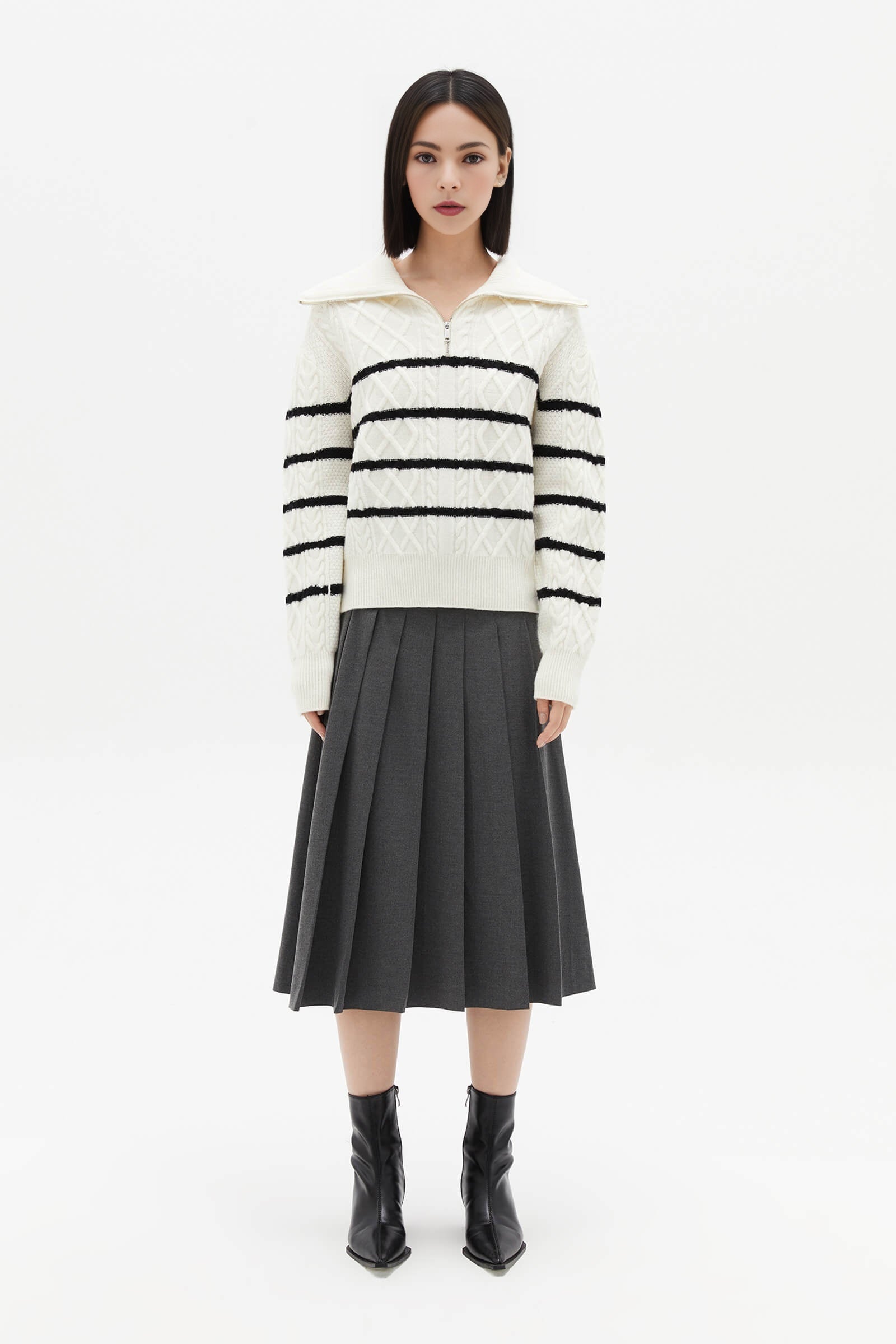 #color_Off White