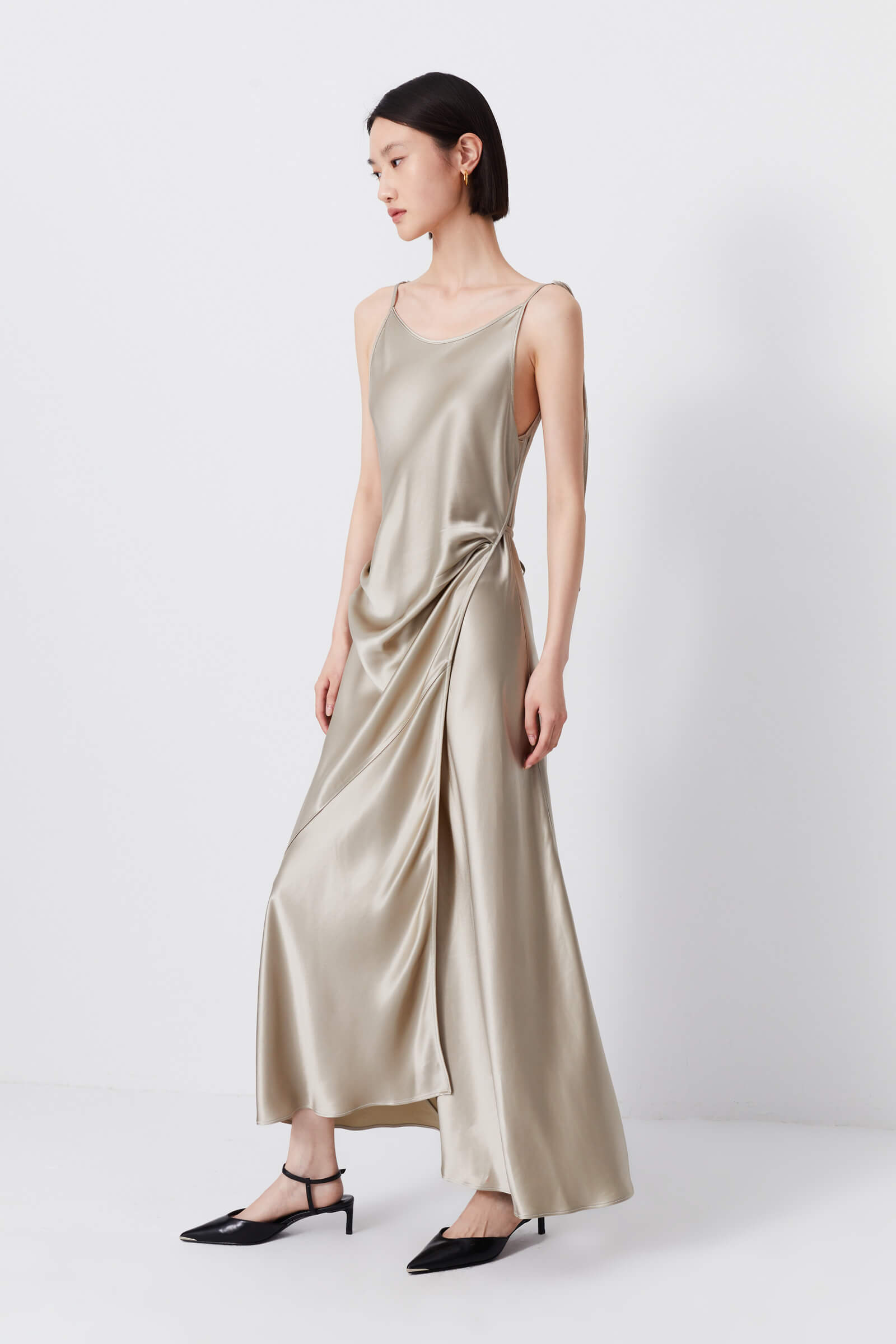 LILY Adjustable Strap Dress – LILY Official Store