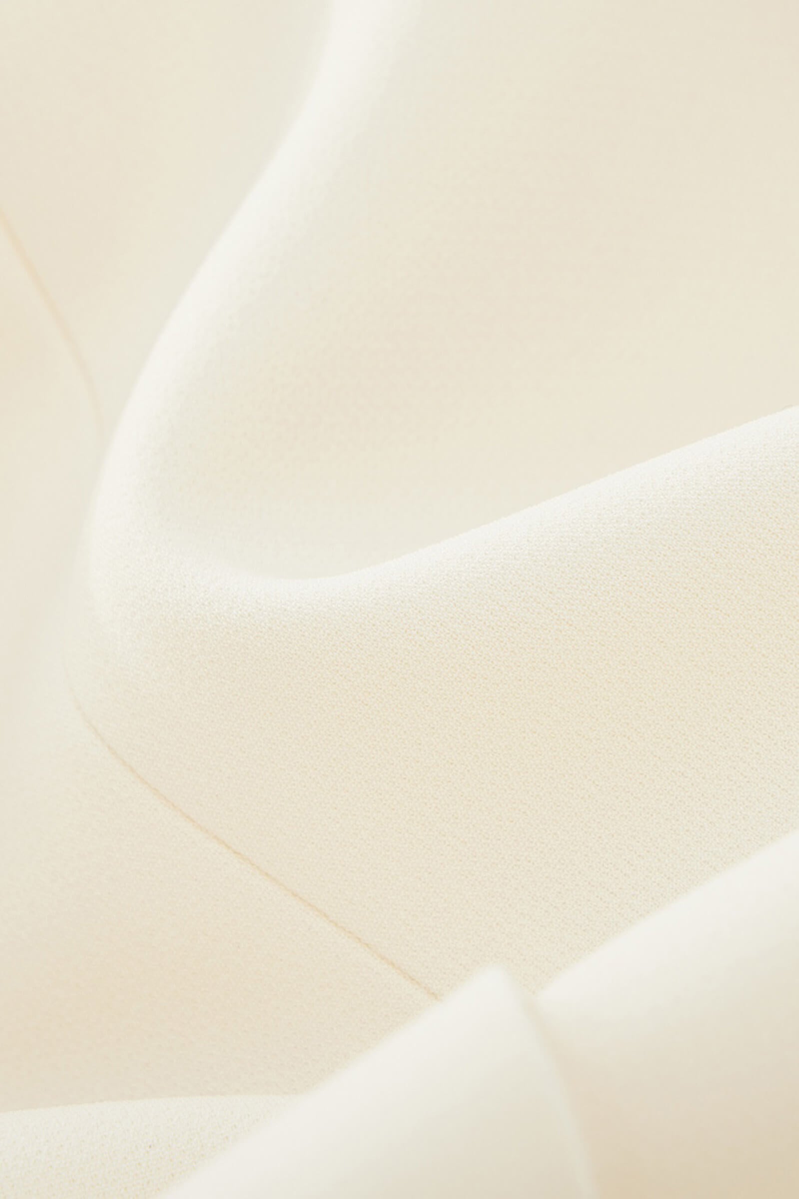 #color_Off White