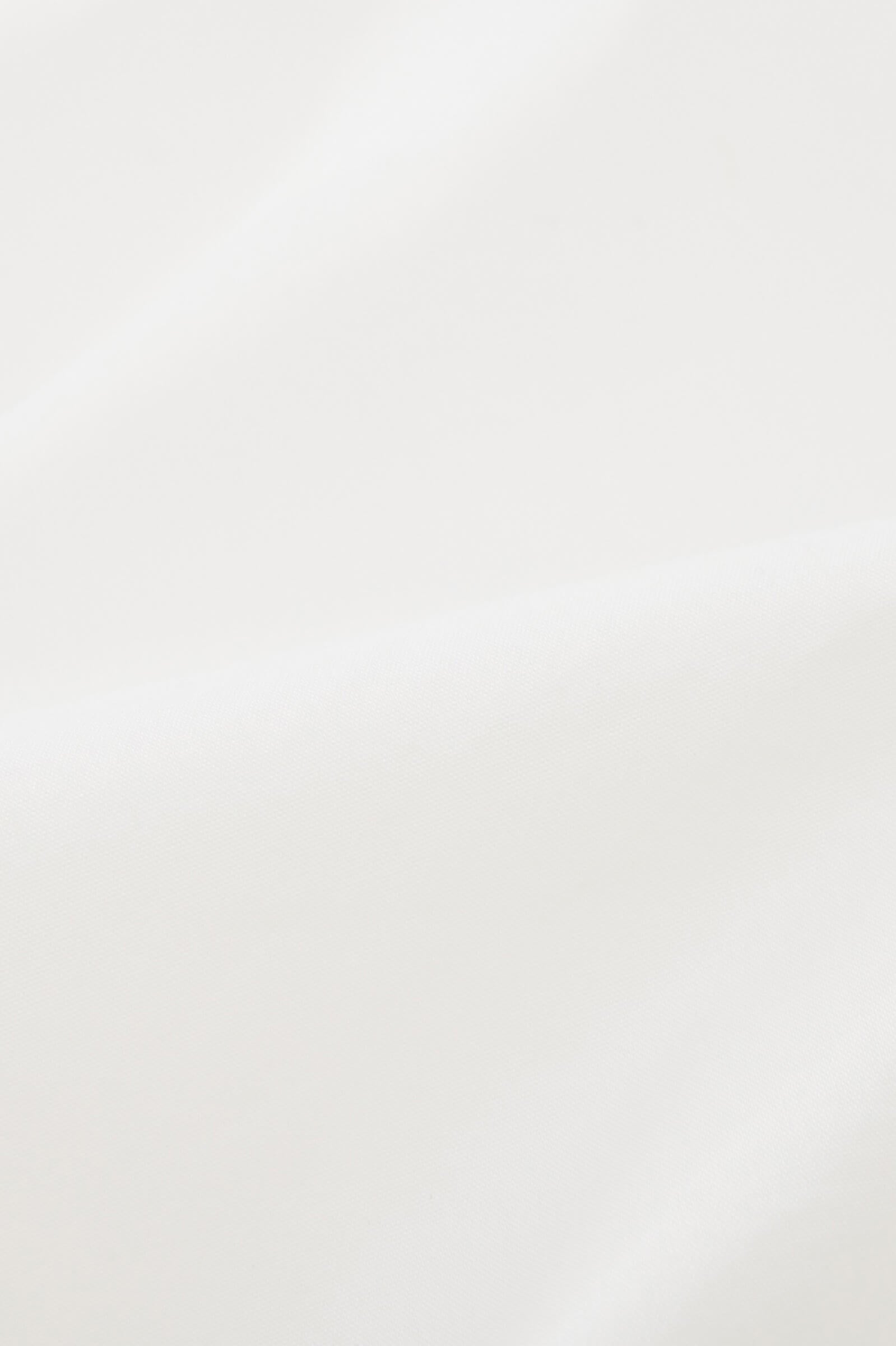 #color_Off White