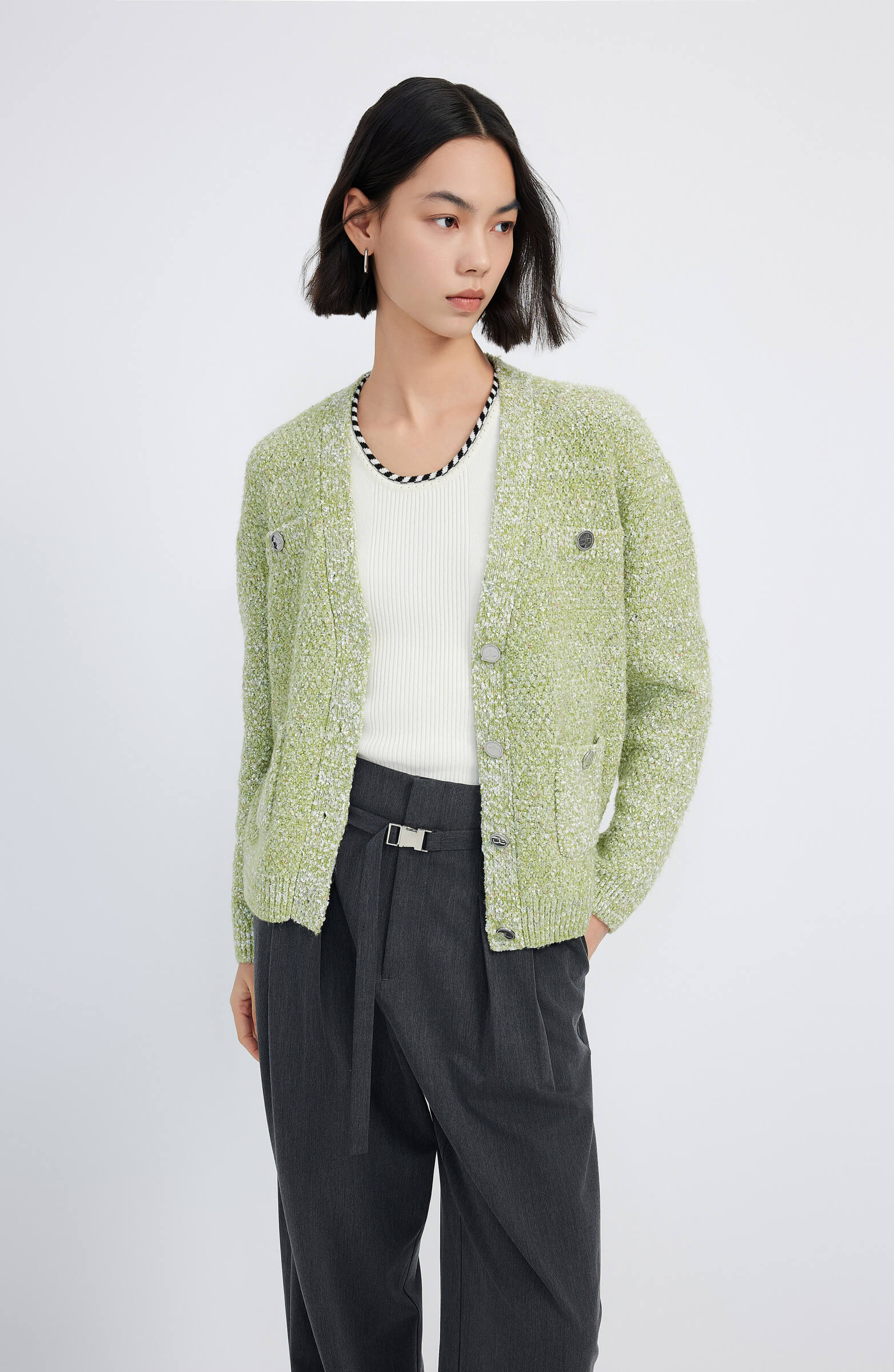 #color_Pale Green