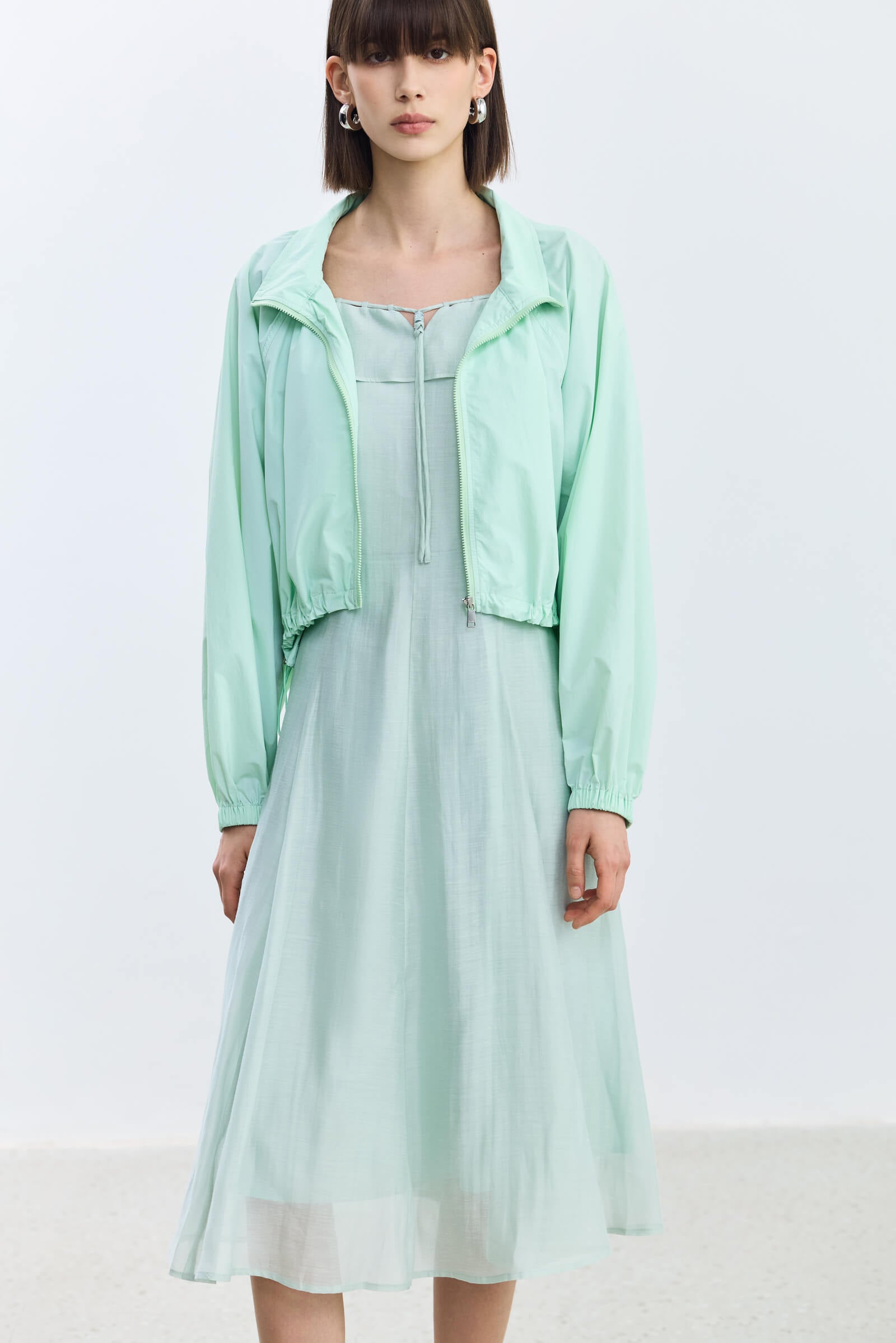 LILY Design Drawstring Short Jacket – LILY Official Store LILY Design Drawstring Short Jacket – LILY Official Store