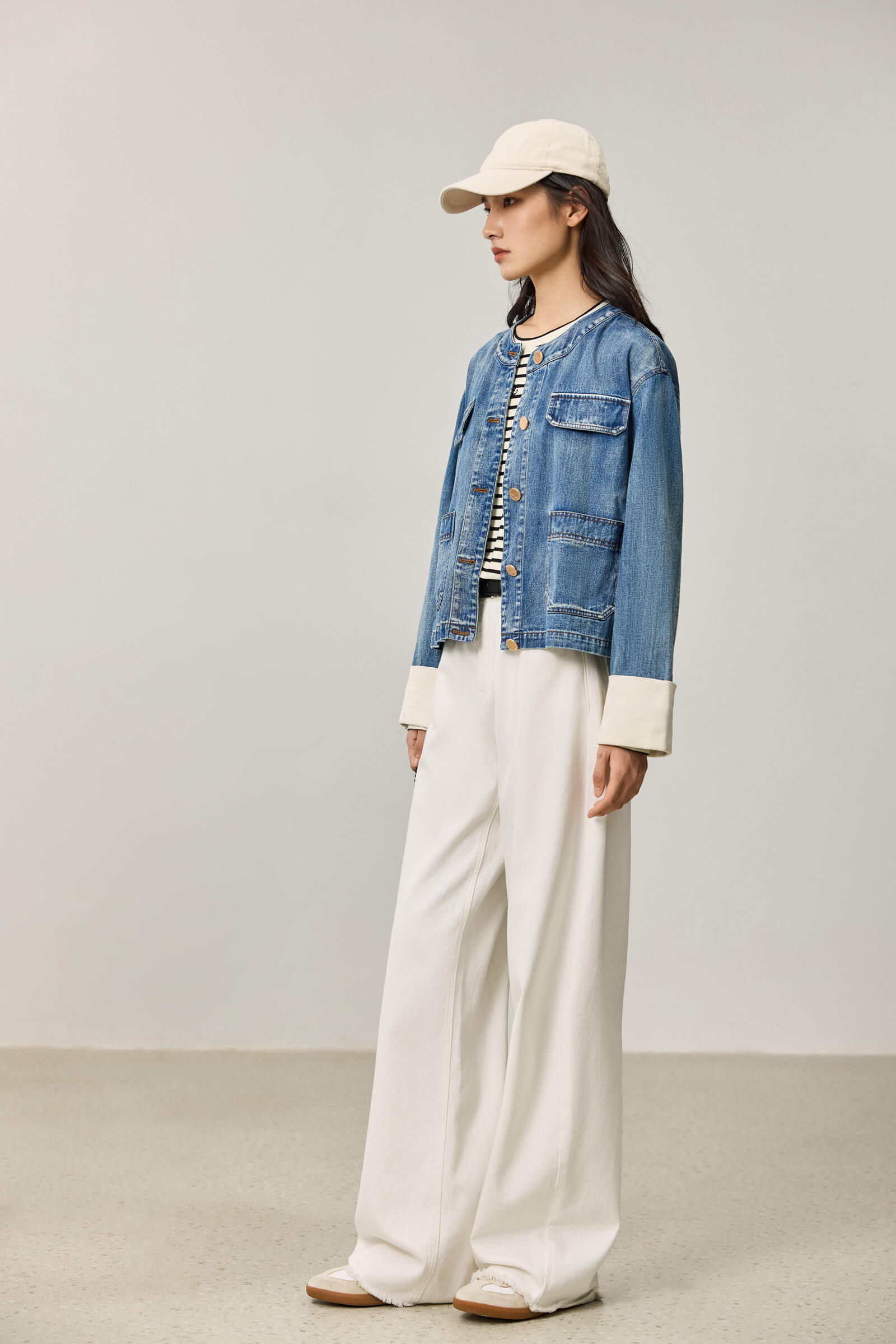 LILY Contrast Stripe Crewneck T-Shirt