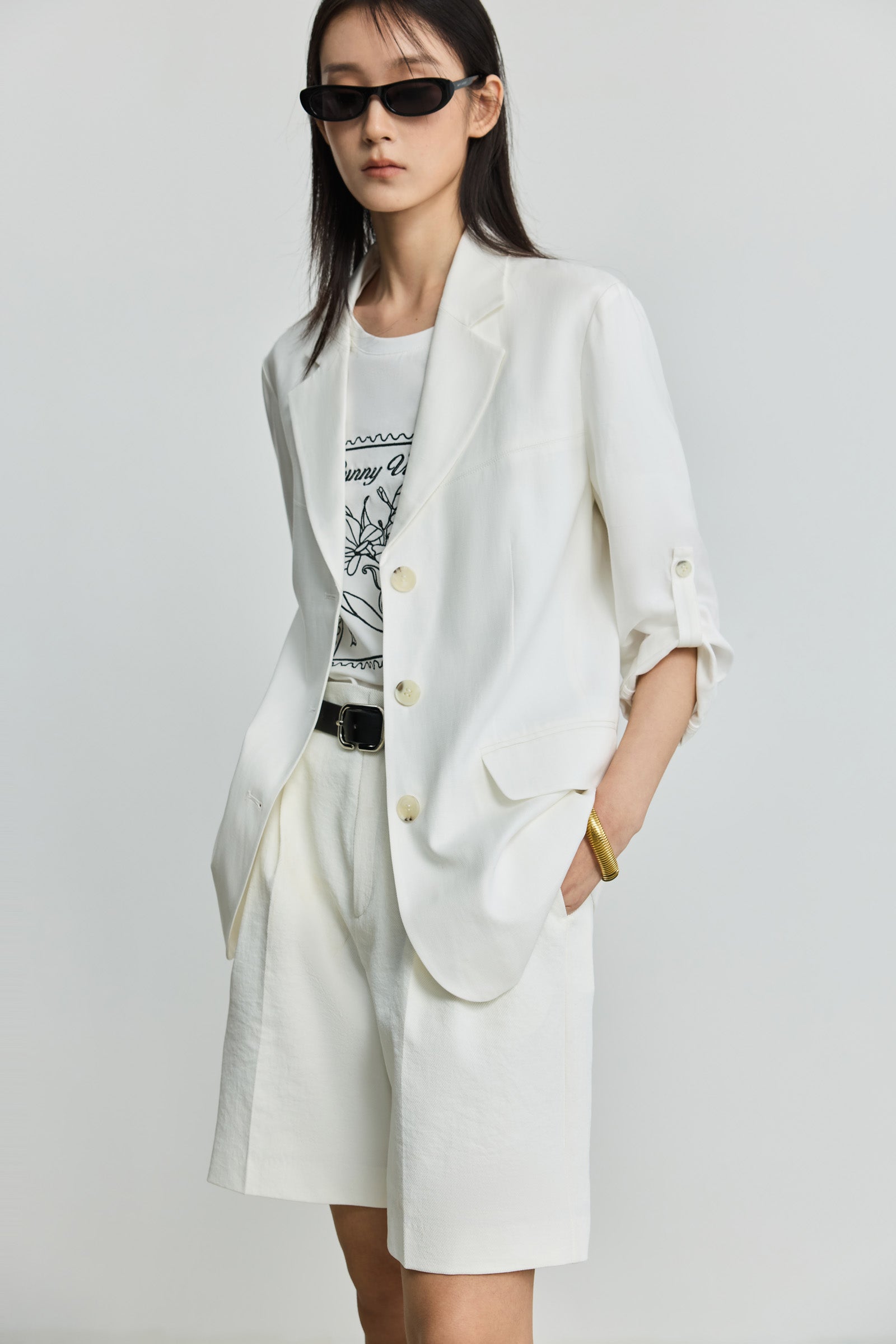 台湾発【STUDIO DOE】Boxy Lightweight Short-Sleeve Blazer d63d802ae1f87d0d303cfeca83e8c5