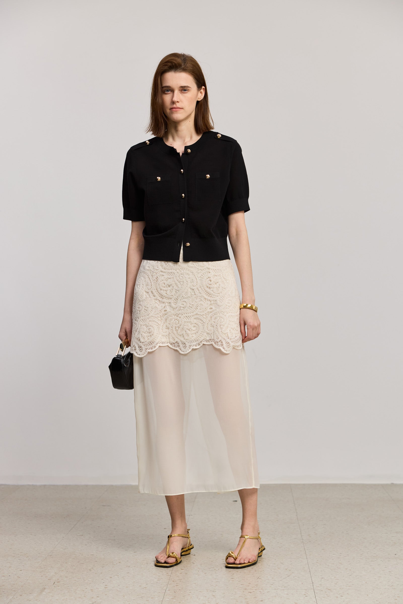 #color_Off White