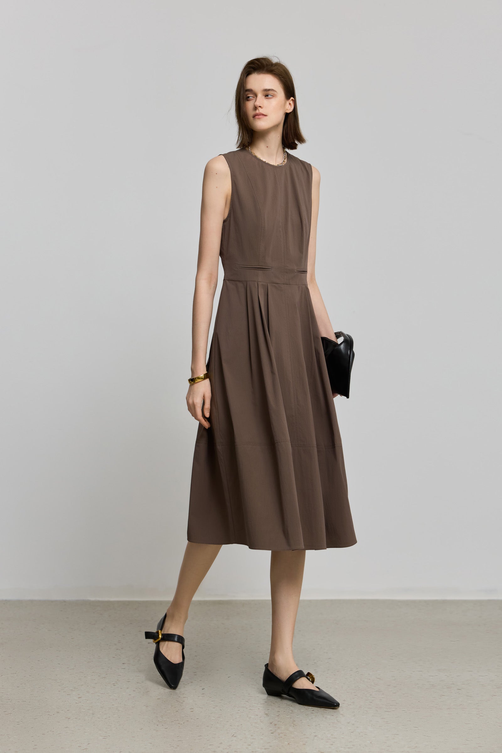 #color_Brown