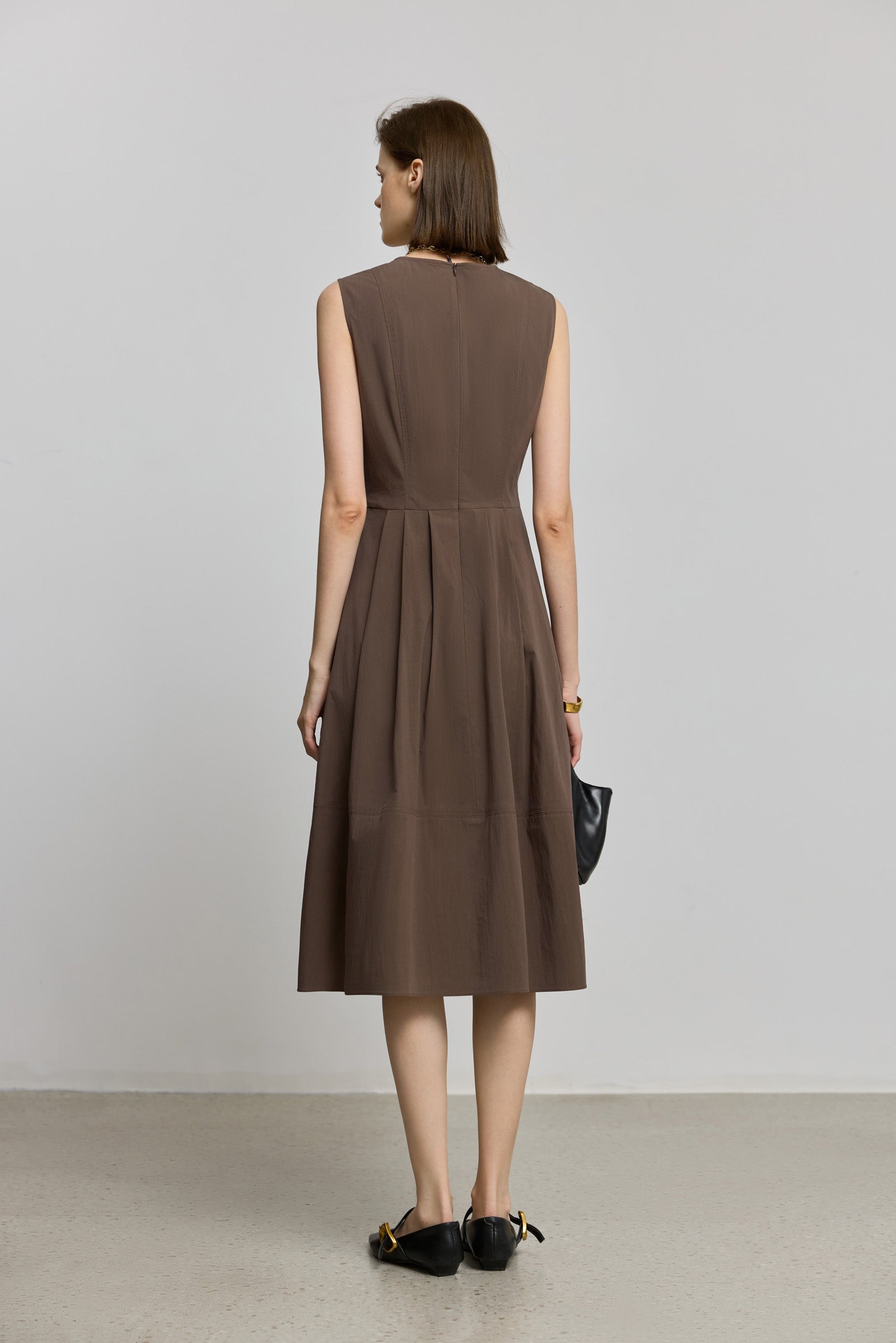 #color_Brown