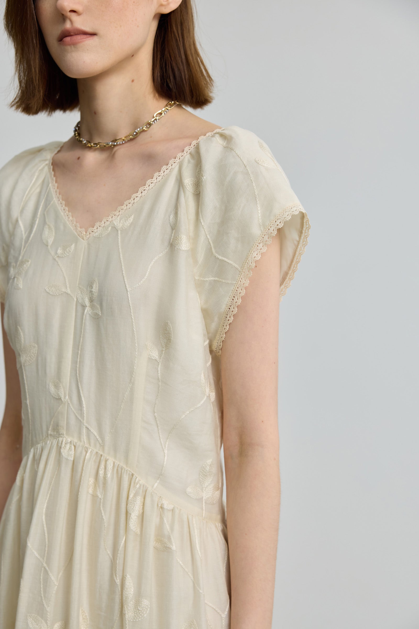 #color_Off White