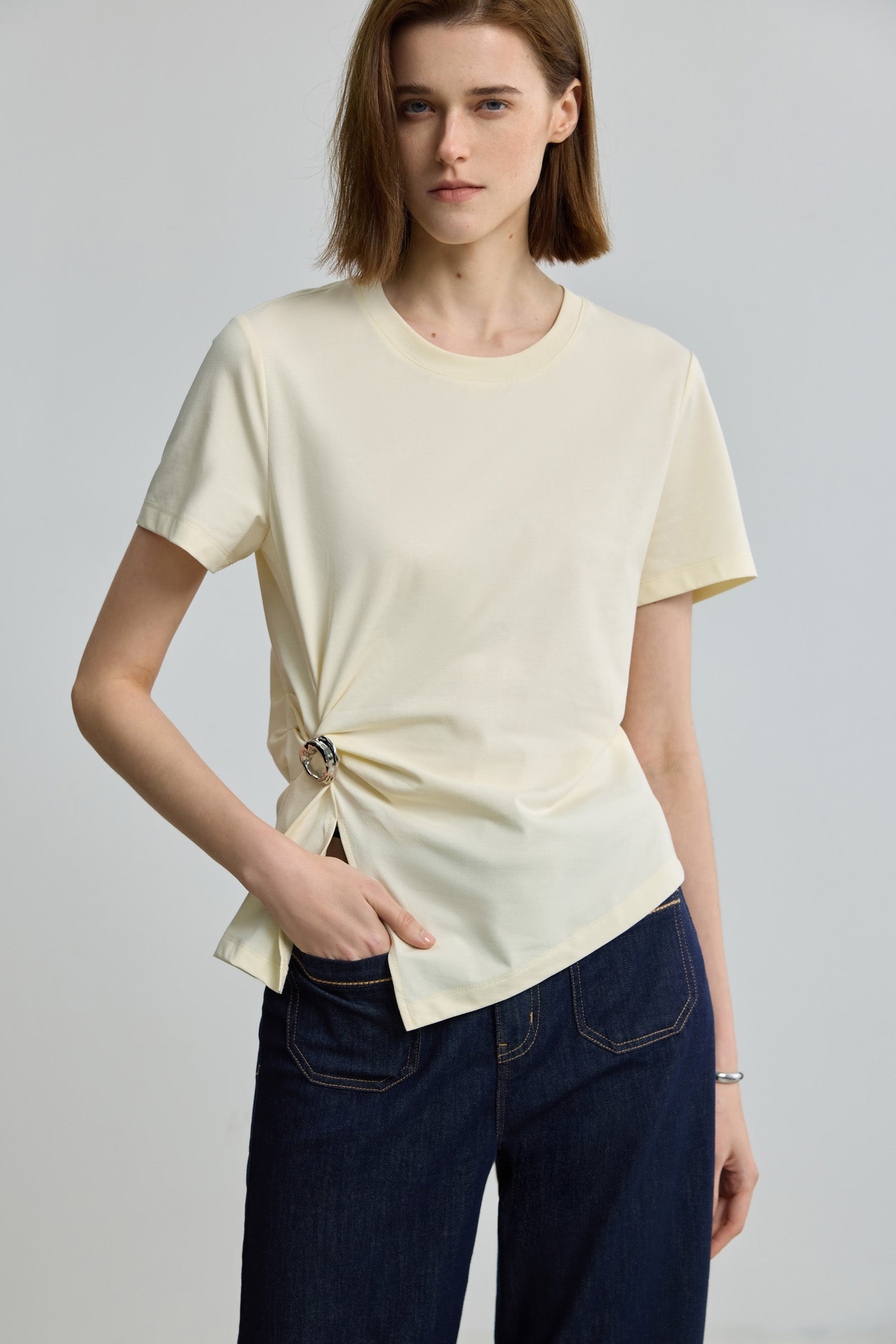 #color_Off White