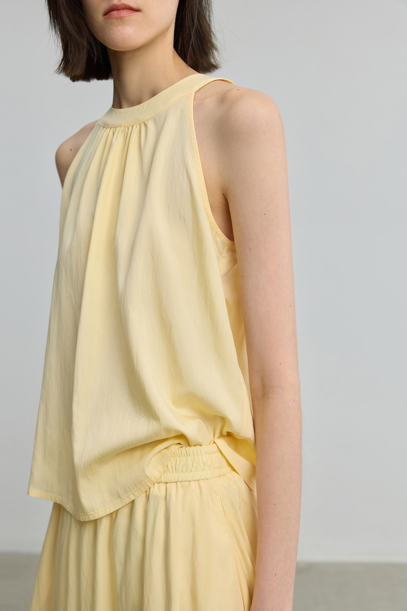 #color_Creamy Yellow