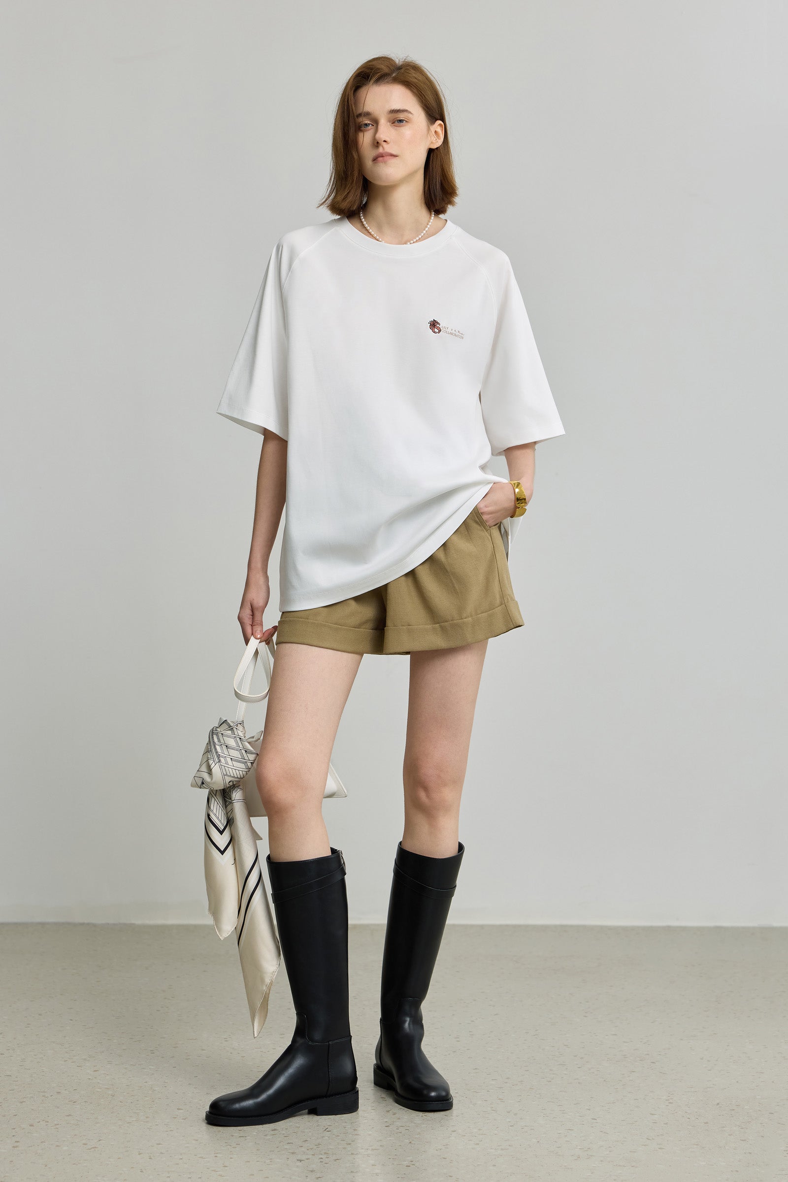 #color_Off White