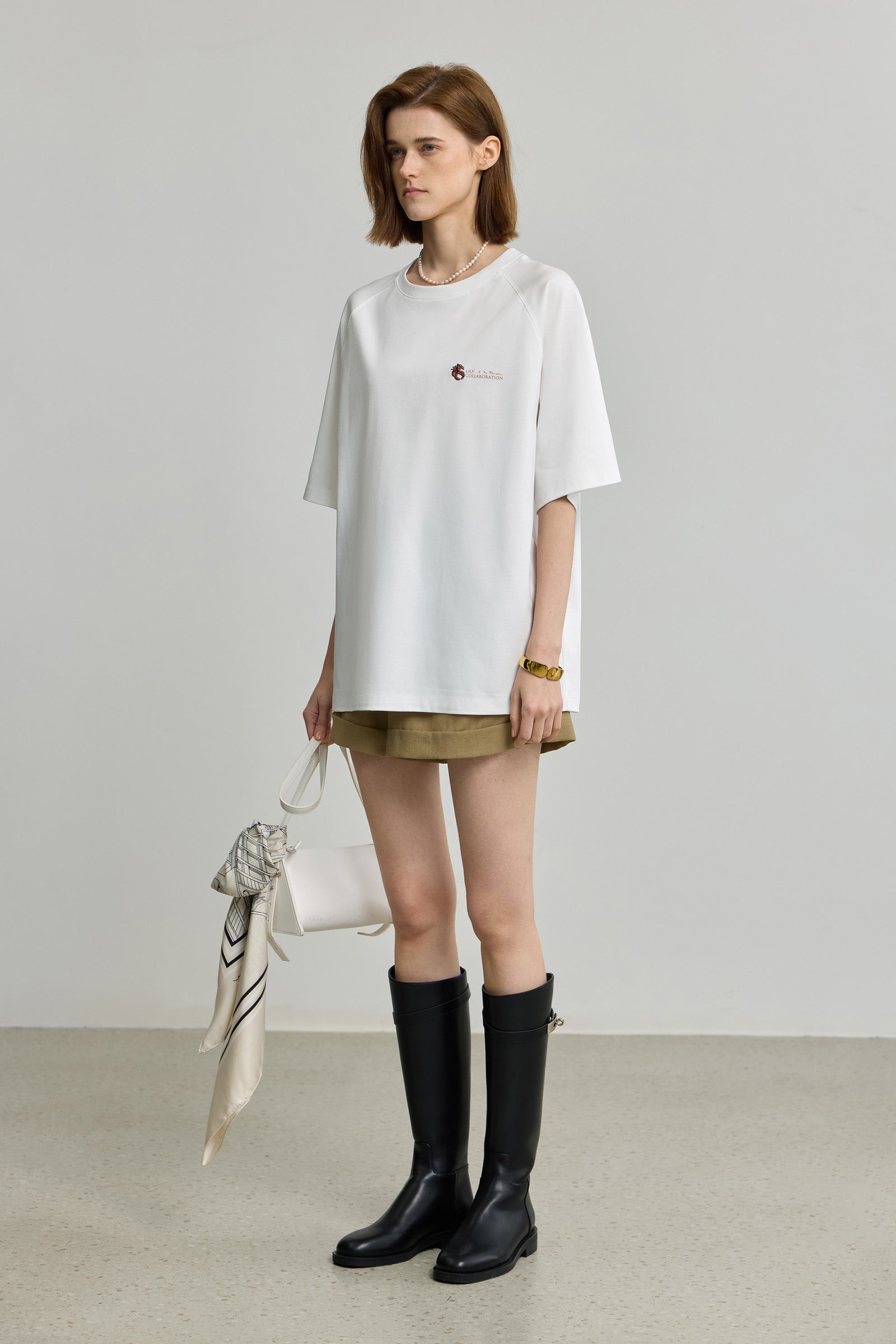 #color_Off White